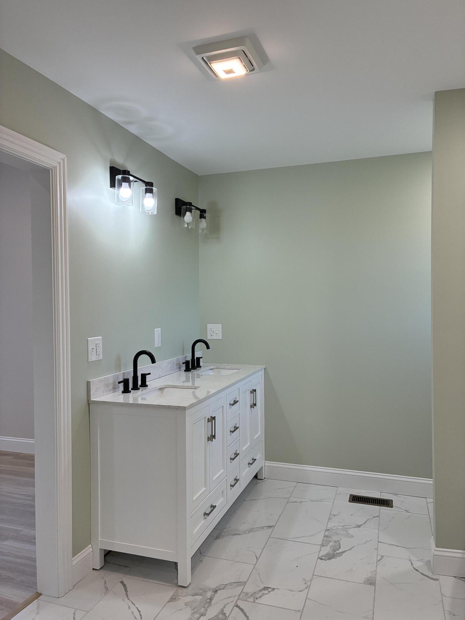 242 Shiner Valley Road Property Photo 15