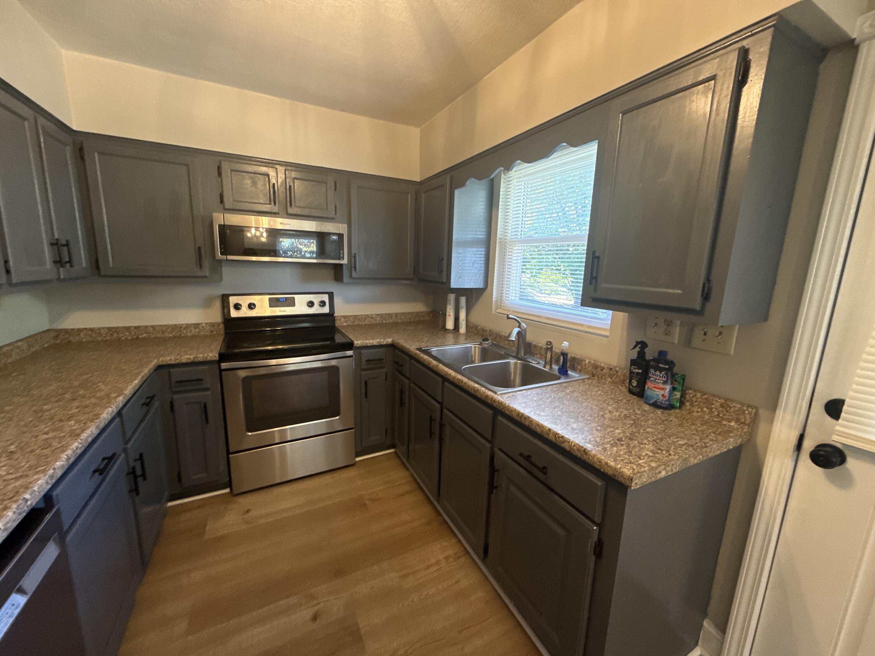 140 Oak Hill Road Property Photo 4