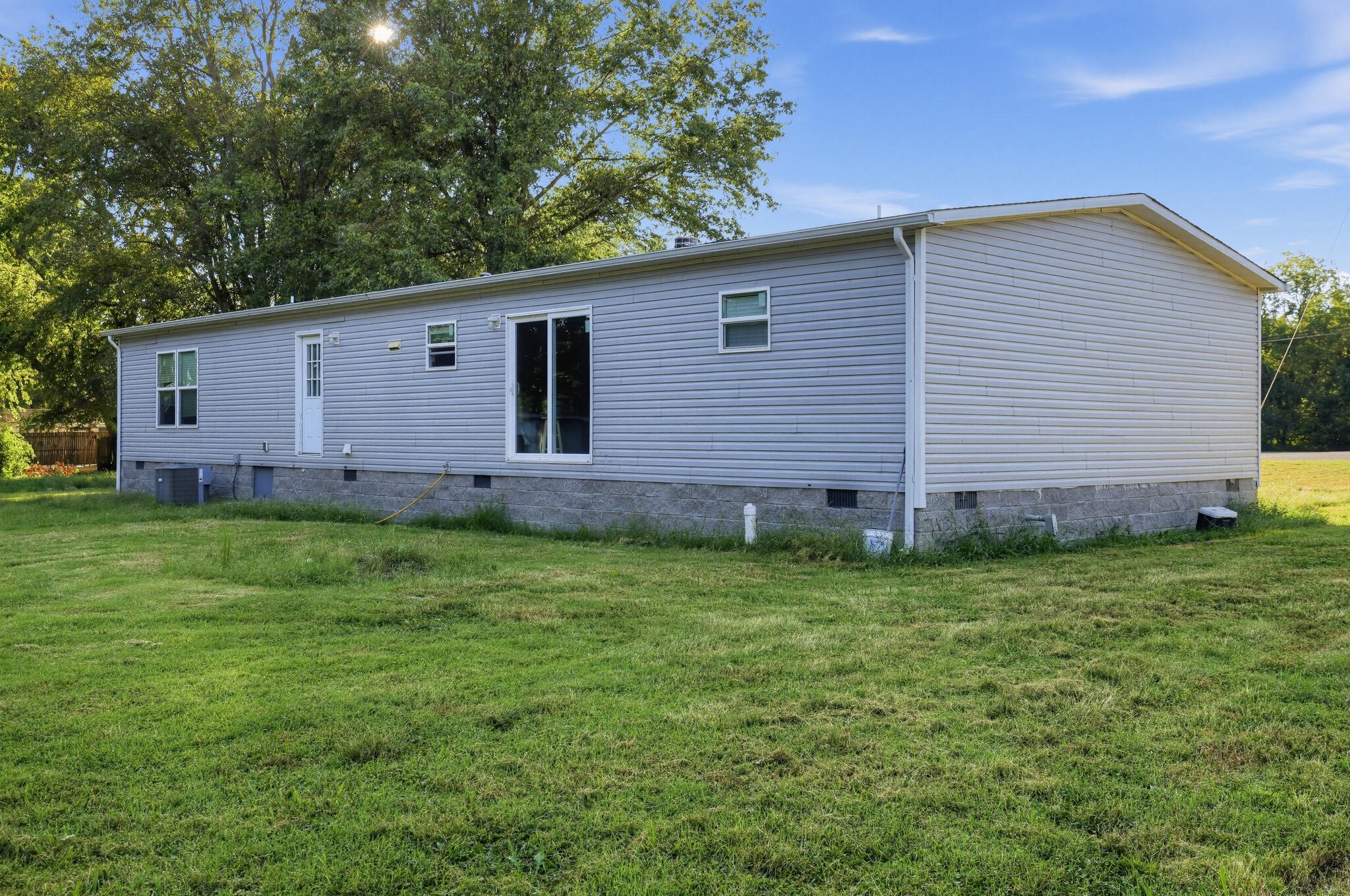 1140 School Street Property Photo 6