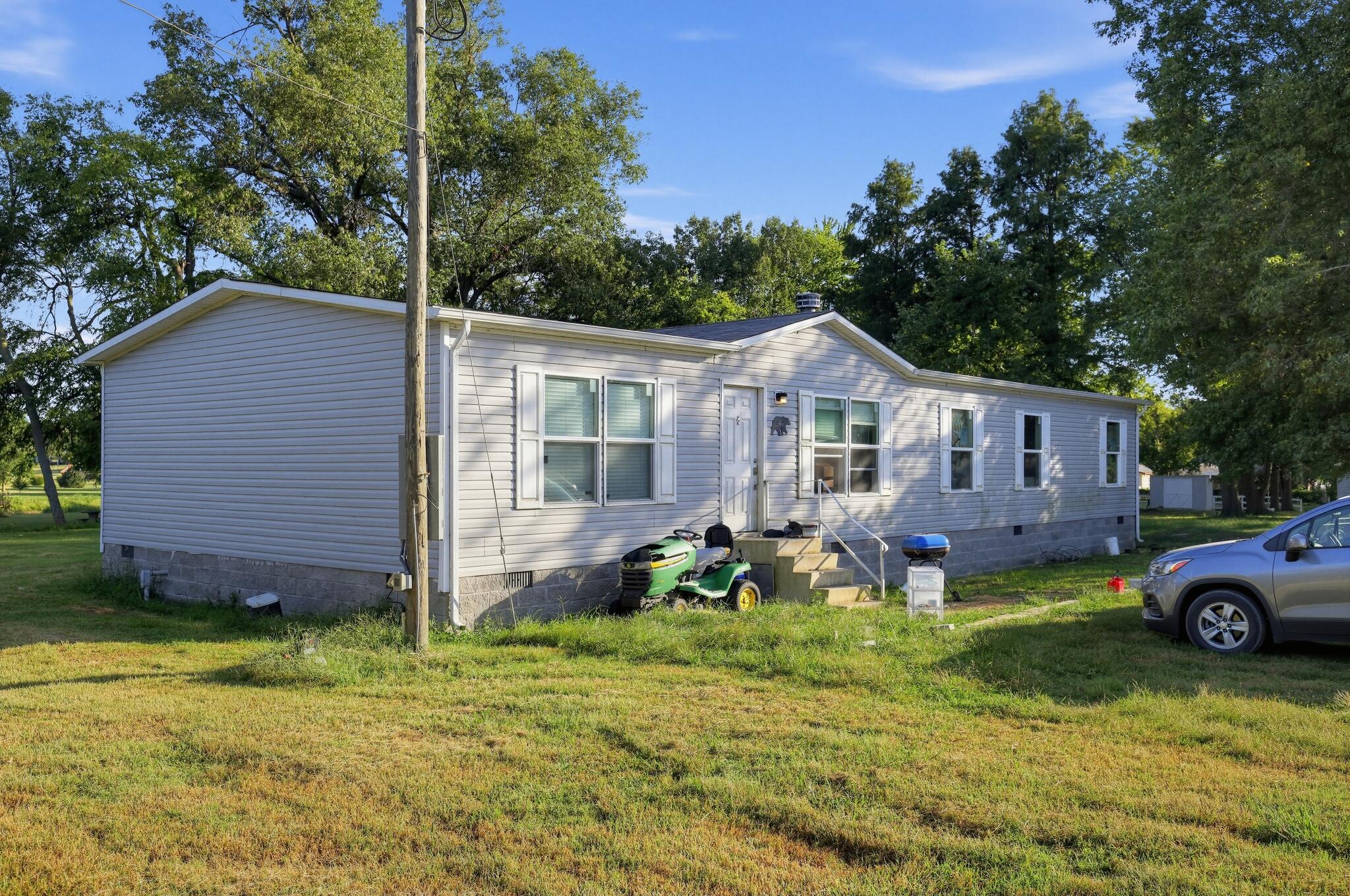 1140 School Street Property Photo 9