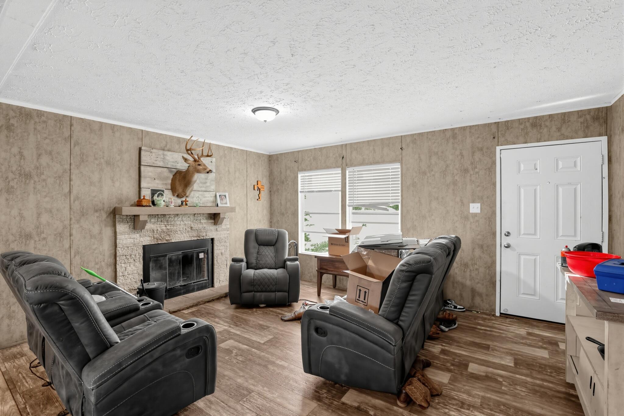 1140 School Street Property Photo 15