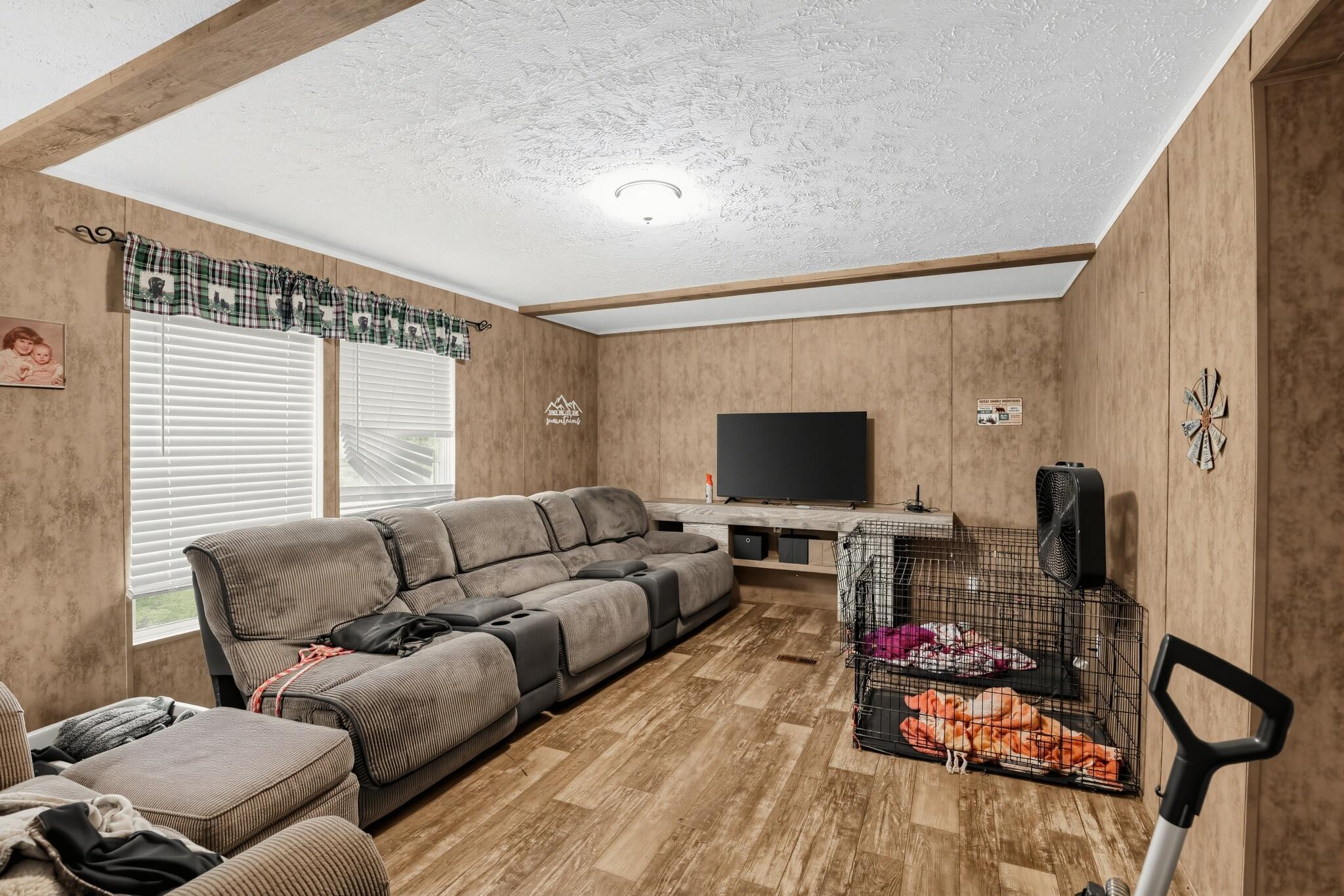 1140 School Street Property Photo 18