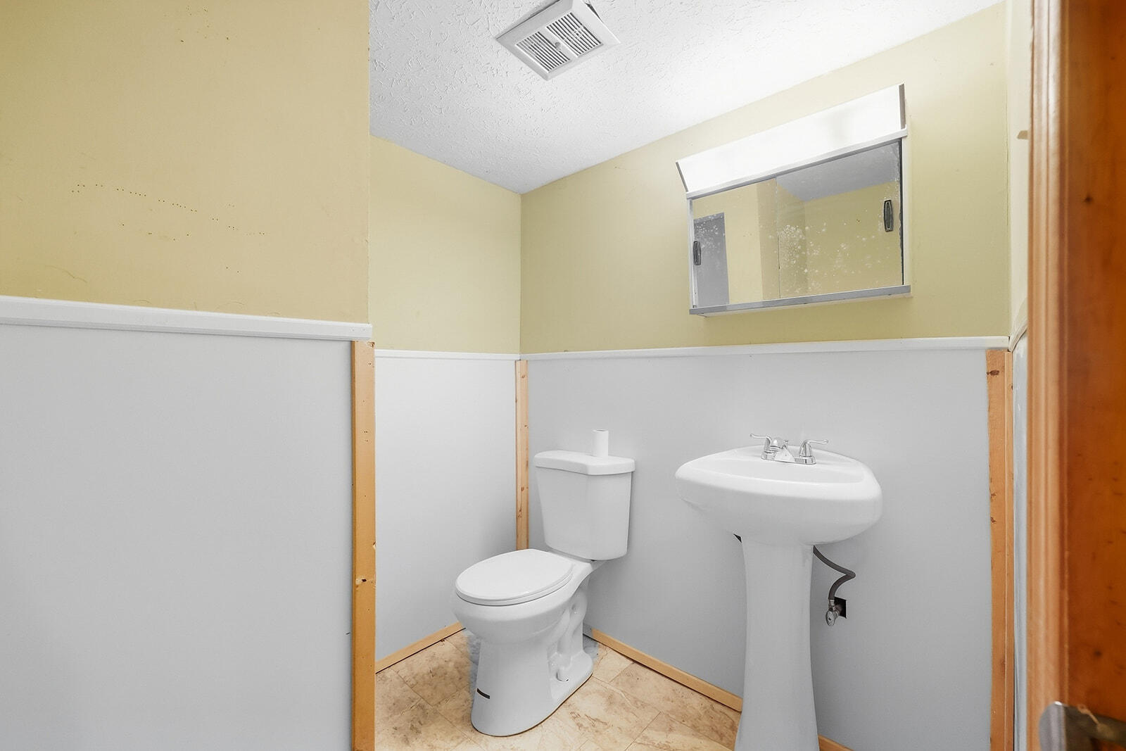 207 Lincoln Street Property Photo 34