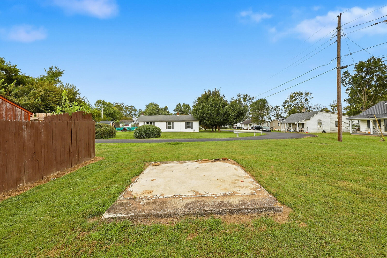 207 Lincoln Street Property Photo 39