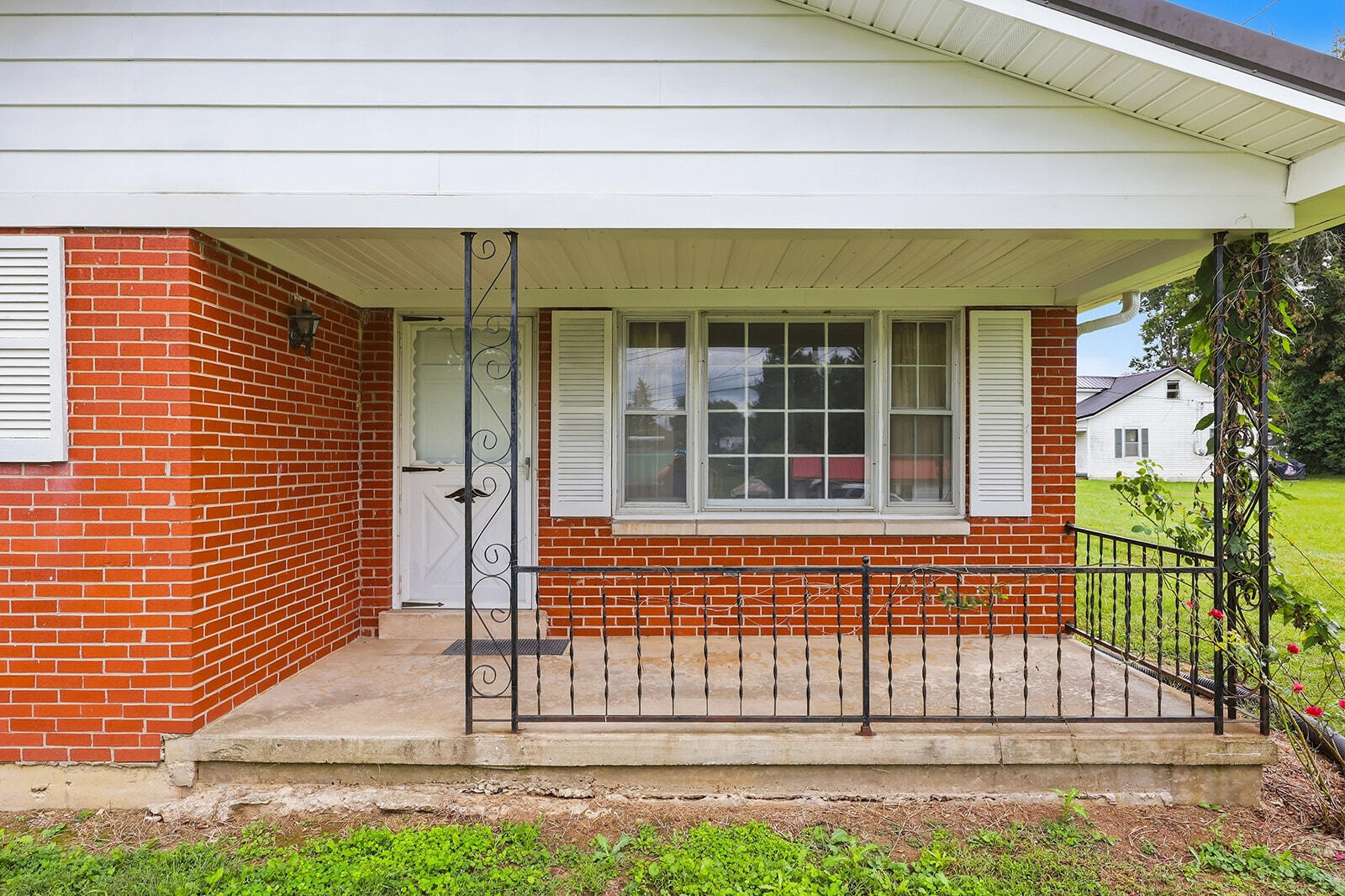 207 Lincoln Street Property Photo 45