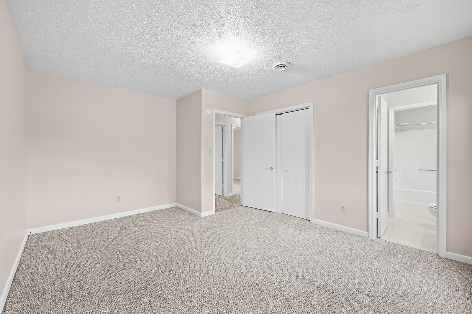 113 Roark Court Property Photo 22