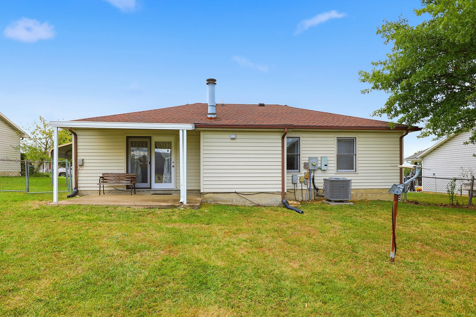 113 Roark Court Property Photo 32