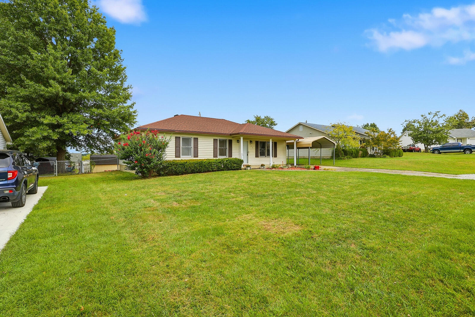 113 Roark Court Property Photo 43