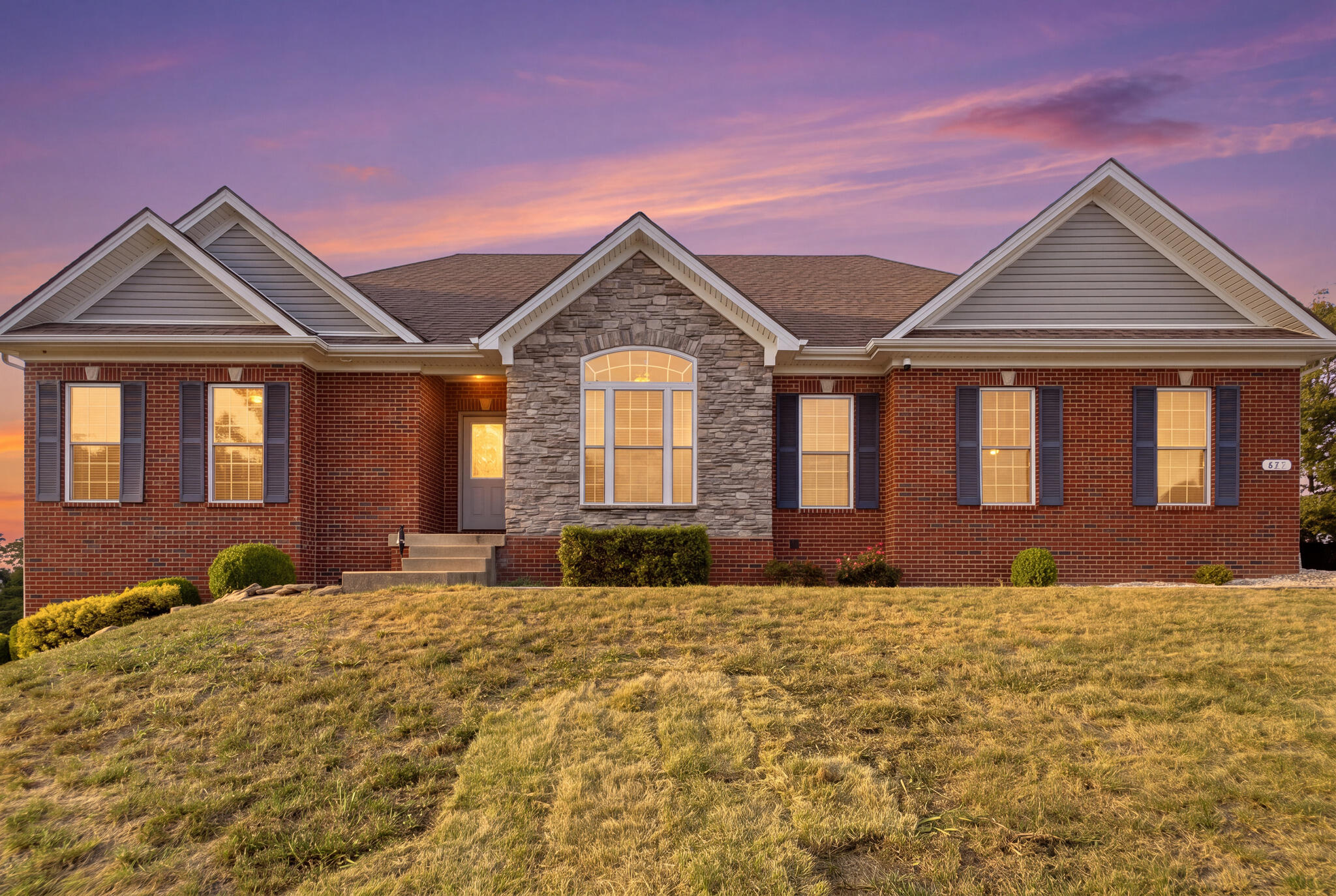 824 Stone Ridge Drive Property Photo 1