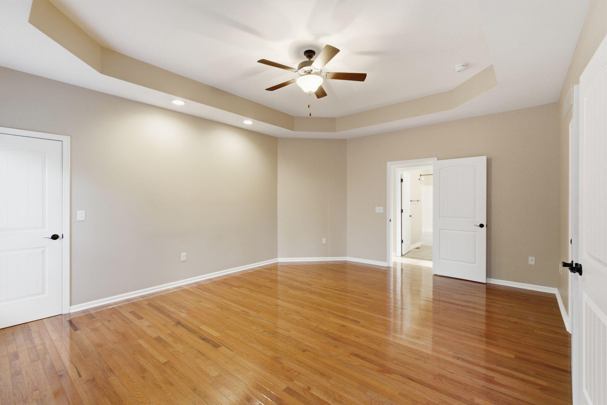 824 Stone Ridge Drive Property Photo 23