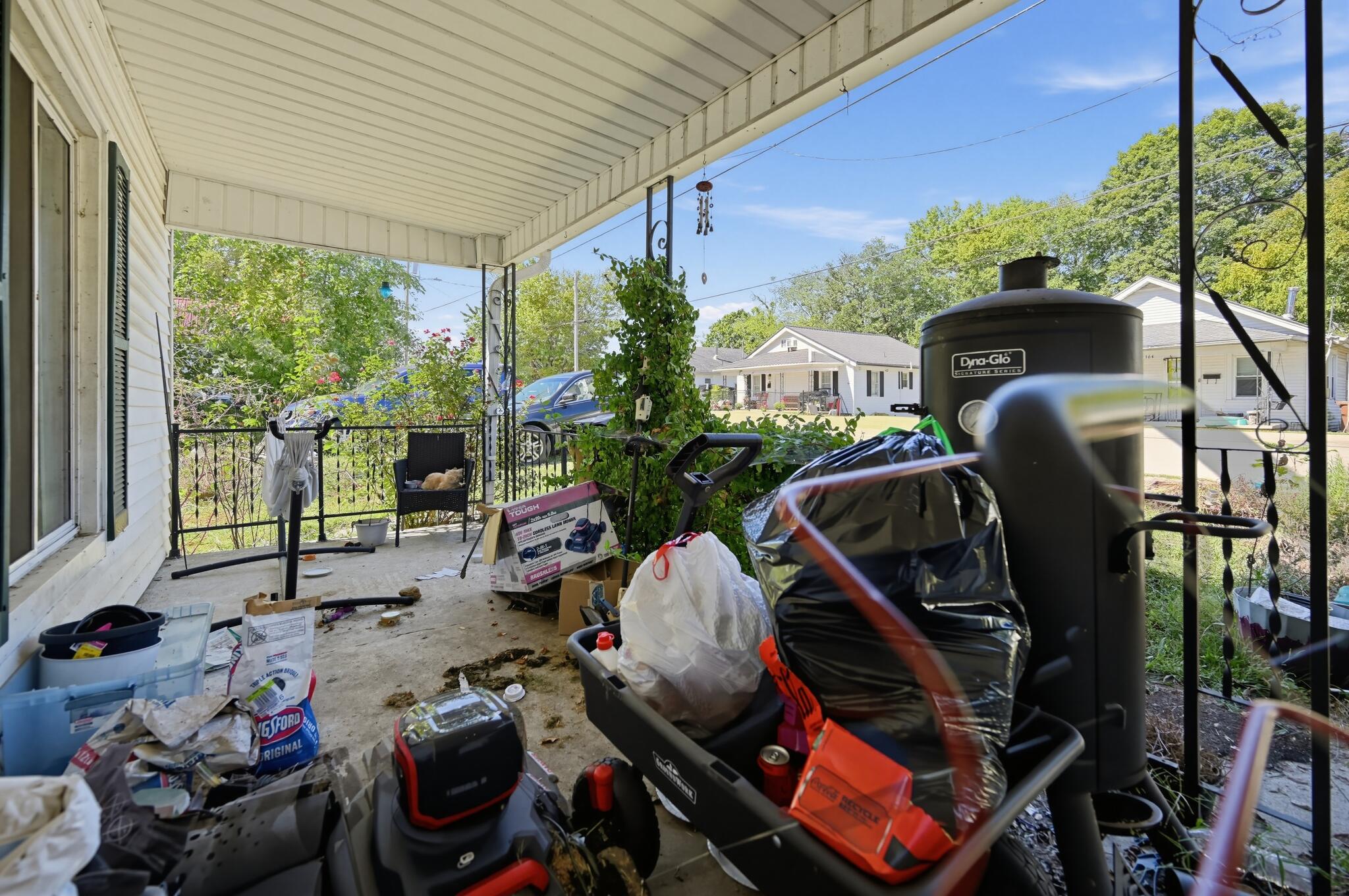 157 Cotter Avenue Property Photo 6