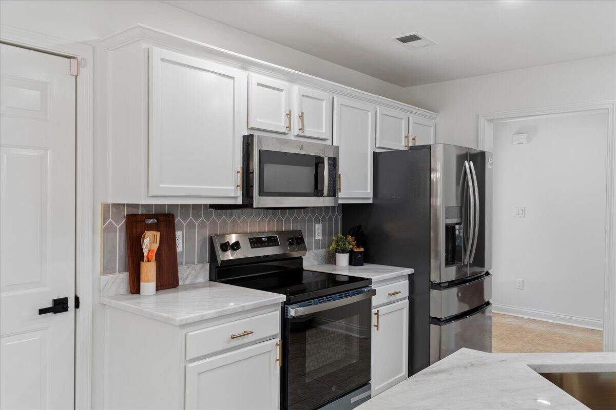 2161 Drummond Drive Property Photo 22