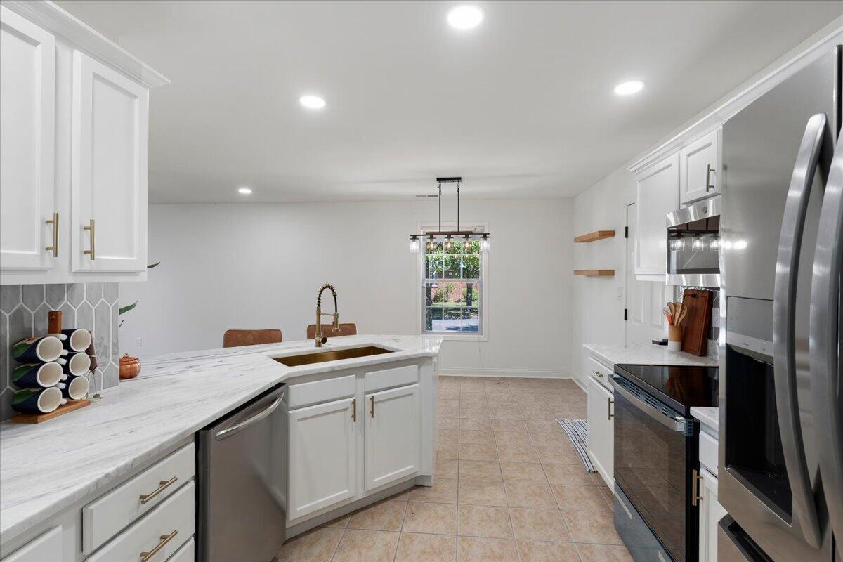 2161 Drummond Drive Property Photo 25