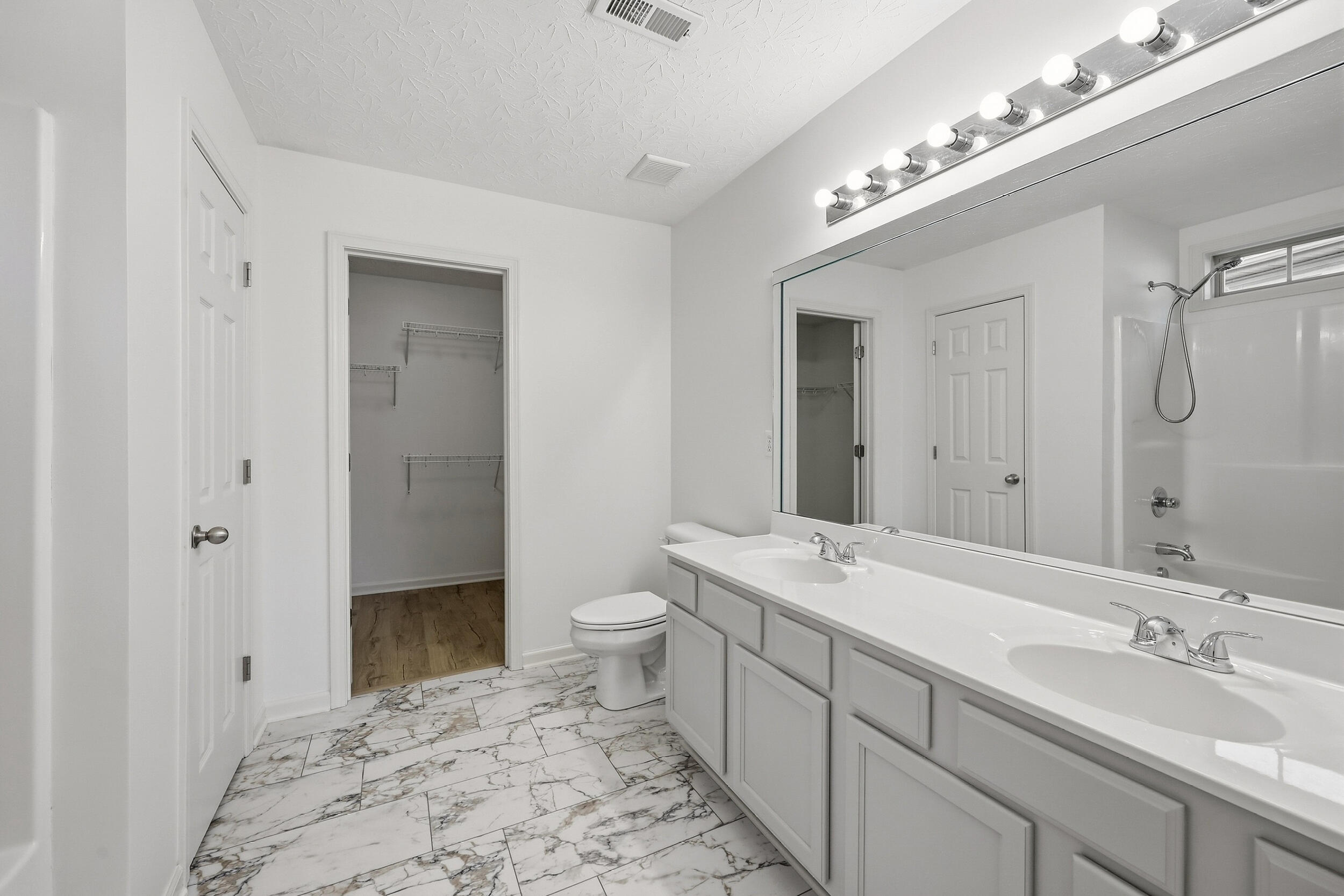 4069 Sweetspire Drive Property Photo 23