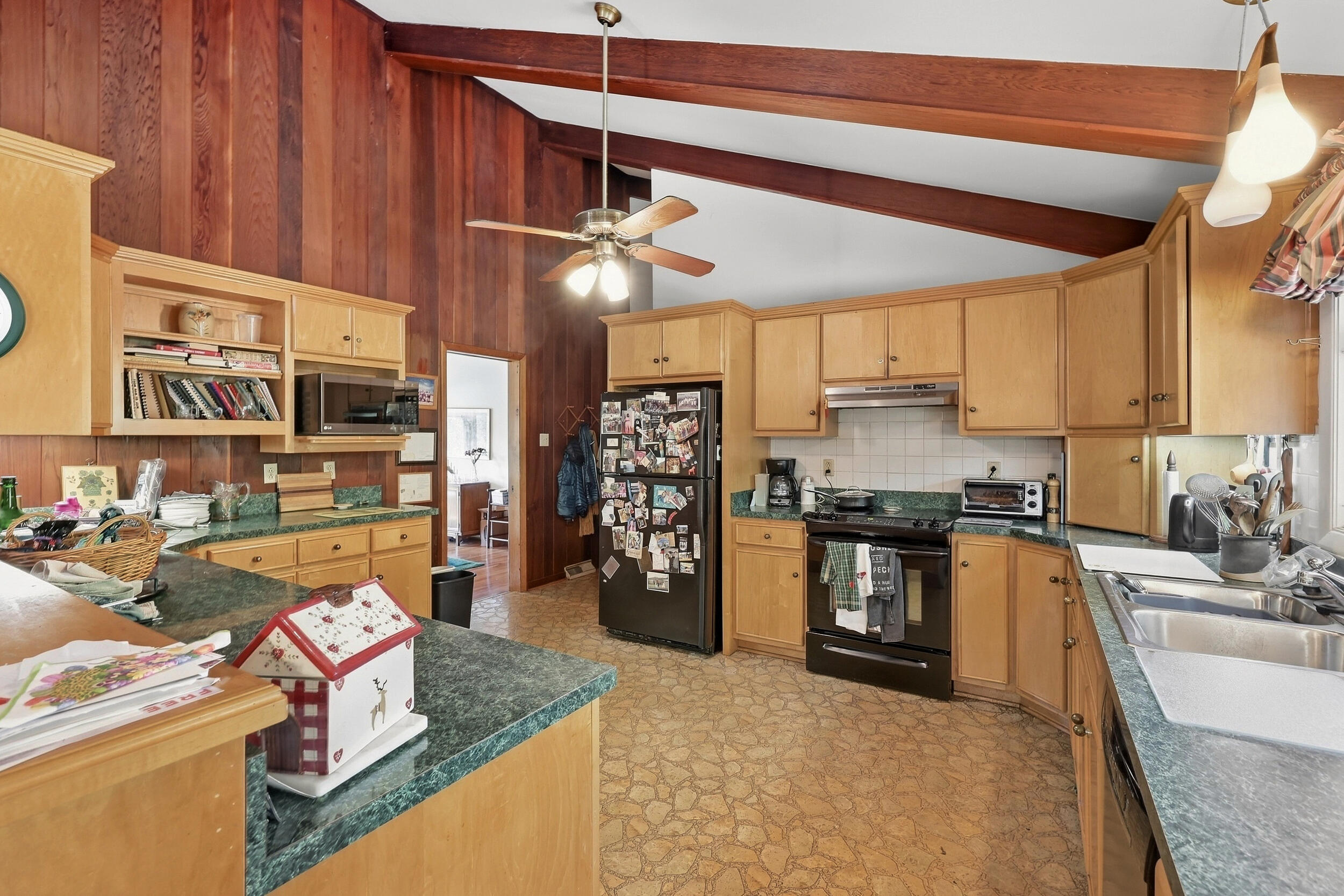 1272 Standish Way Property Photo 16