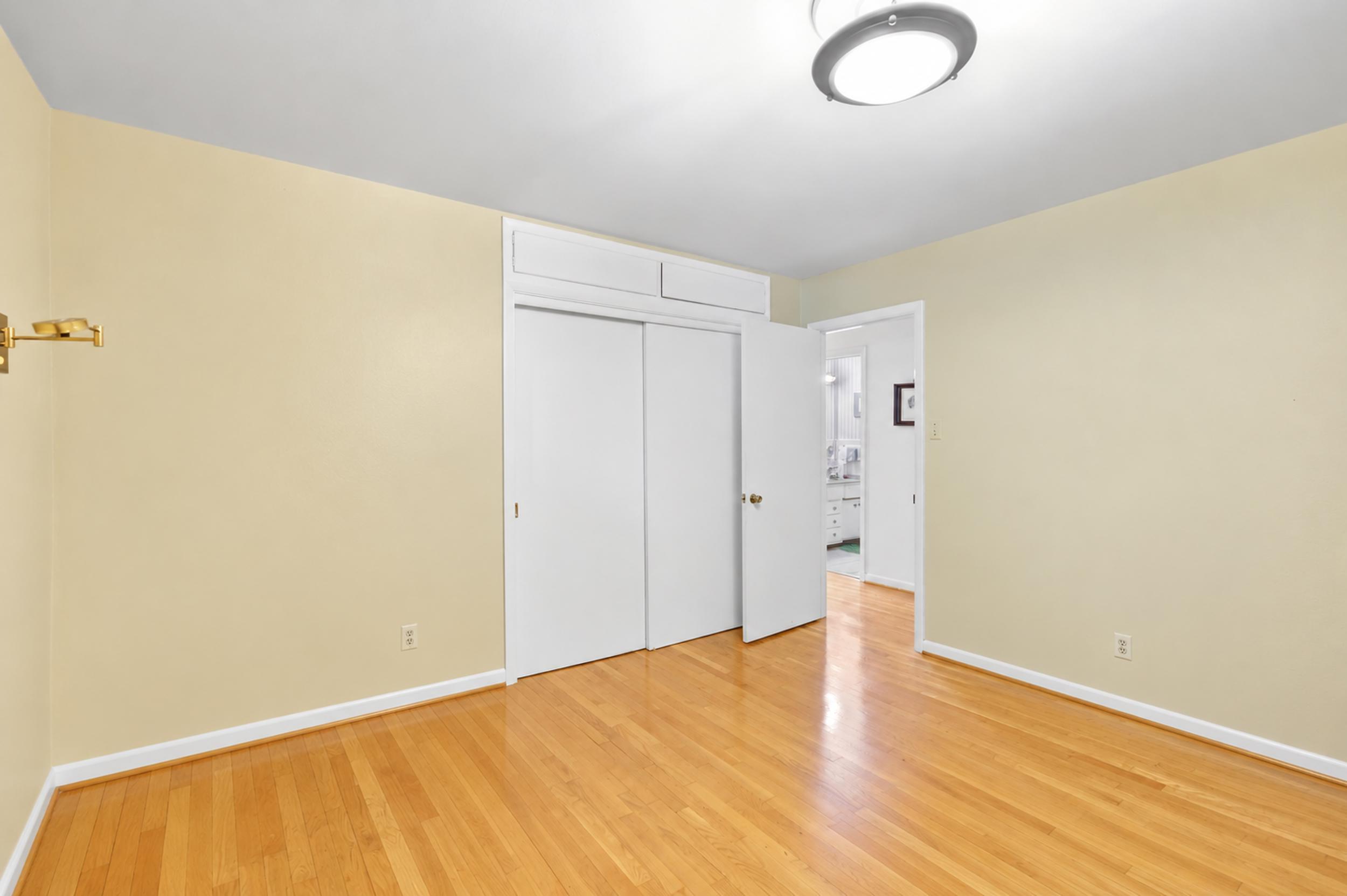 1272 Standish Way Property Photo 32