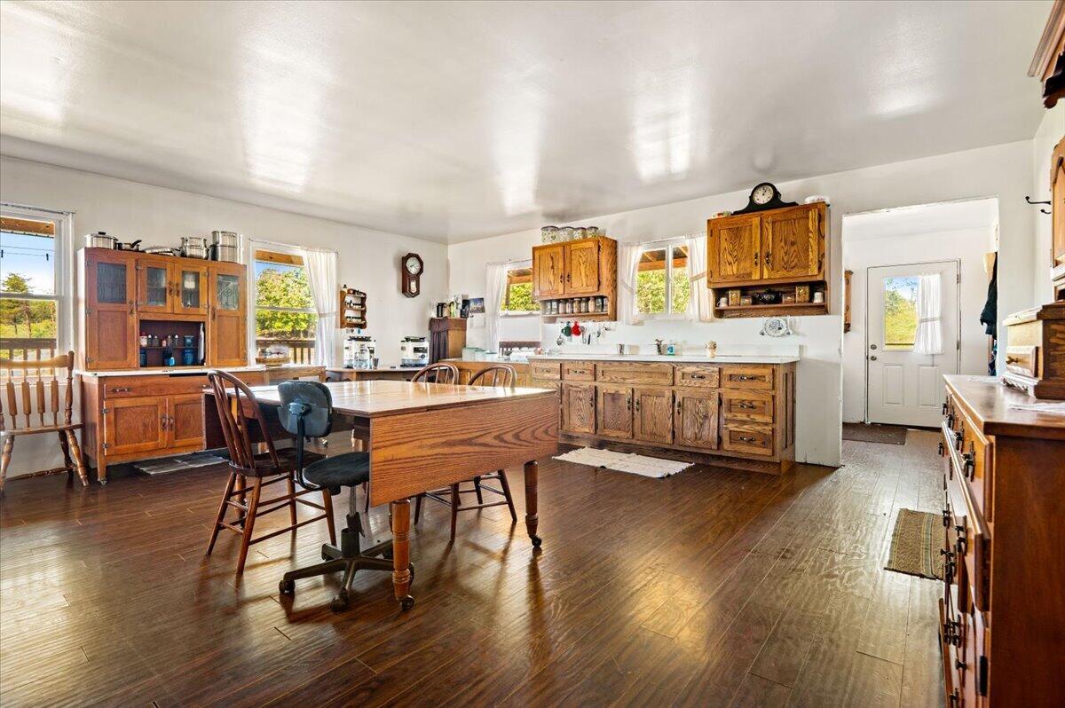 508 Ky-2002 Property Photo 9