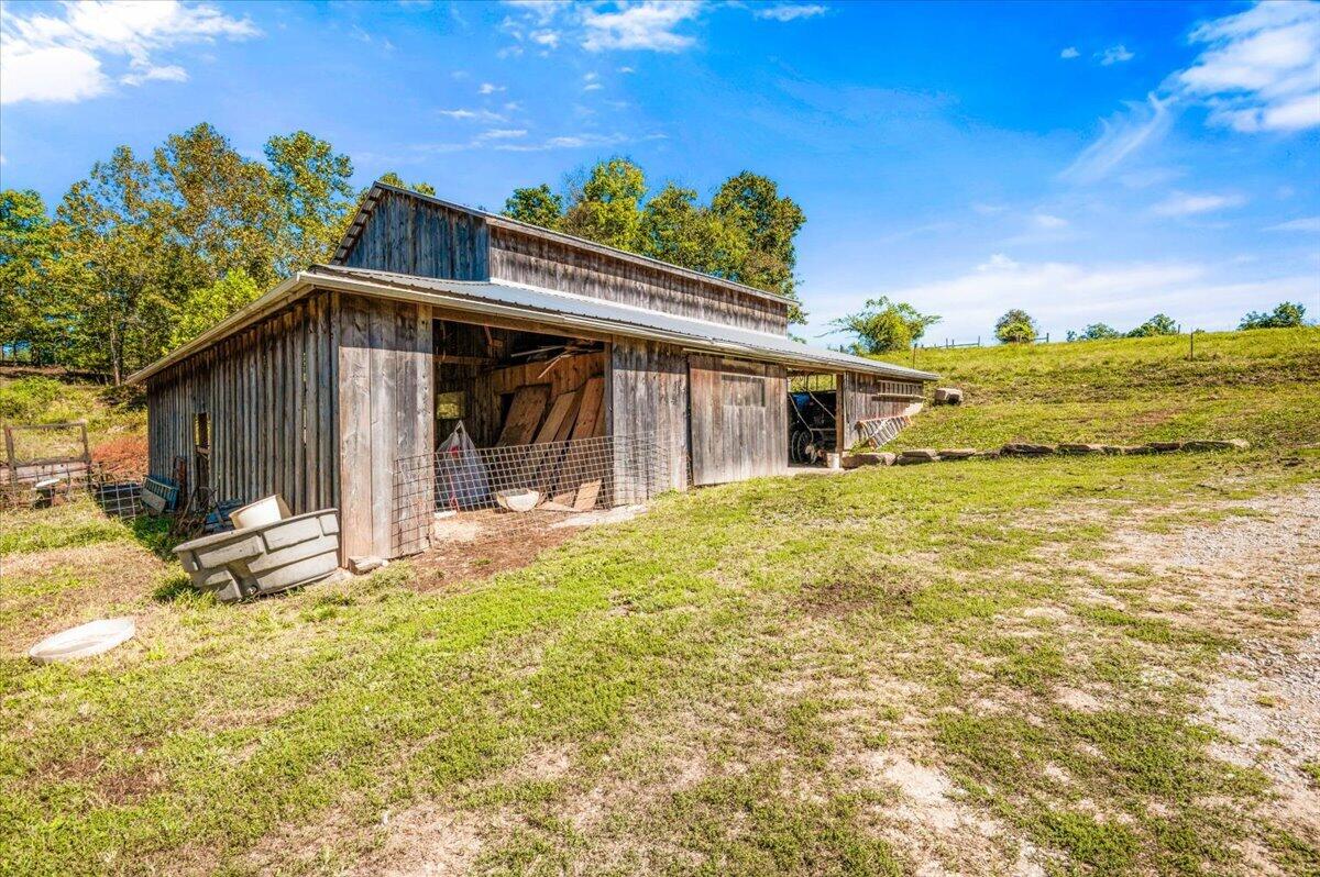 508 Ky-2002 Property Photo 33