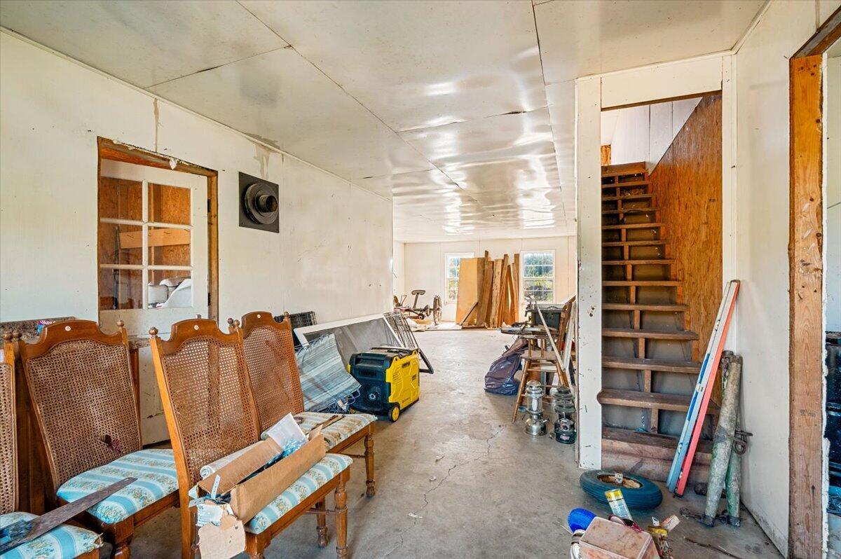 508 Ky-2002 Property Photo 35