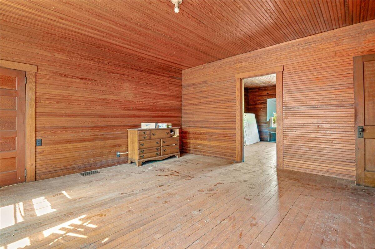 508 Ky-2002 Property Photo 54