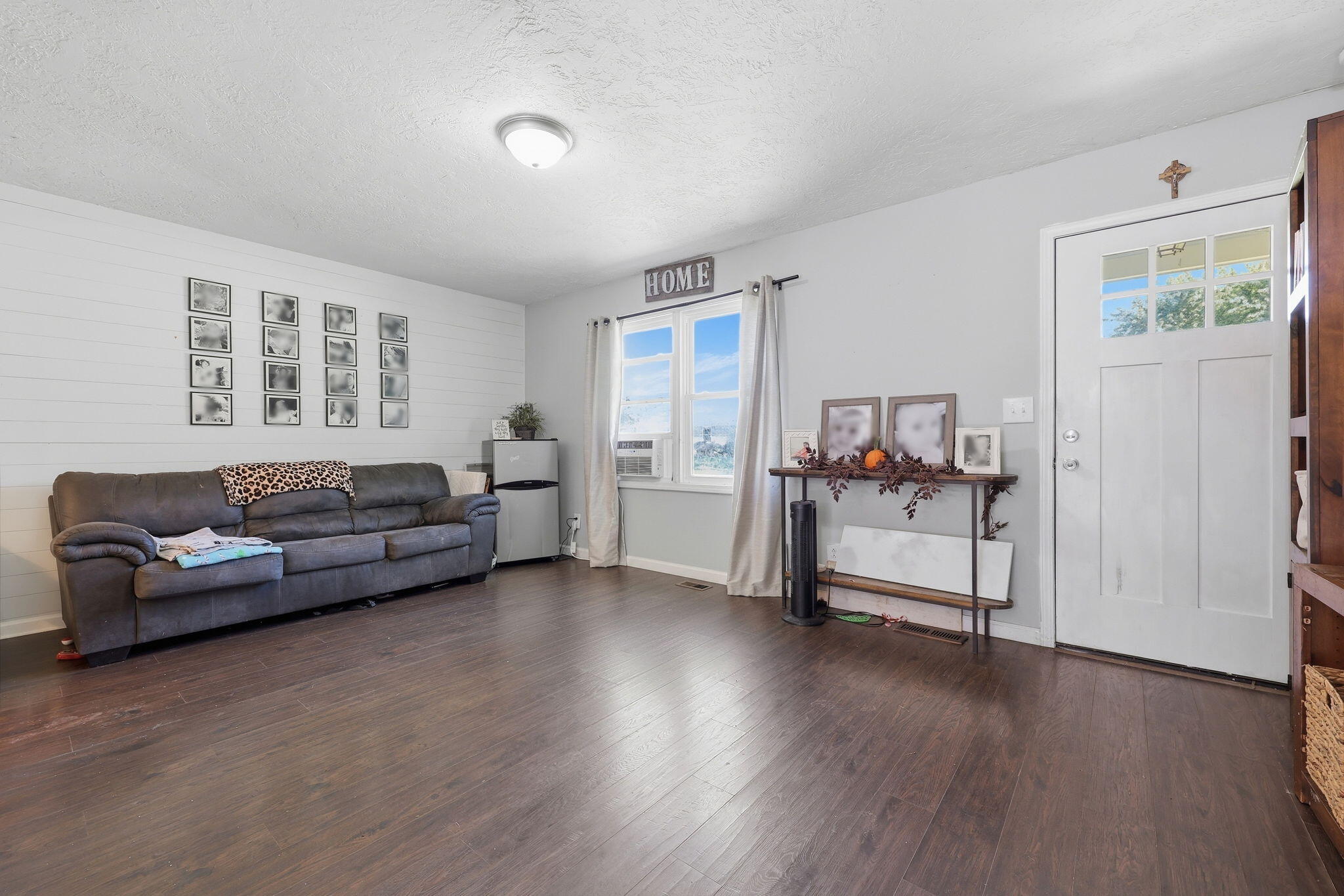 310 Center Street Property Photo 4