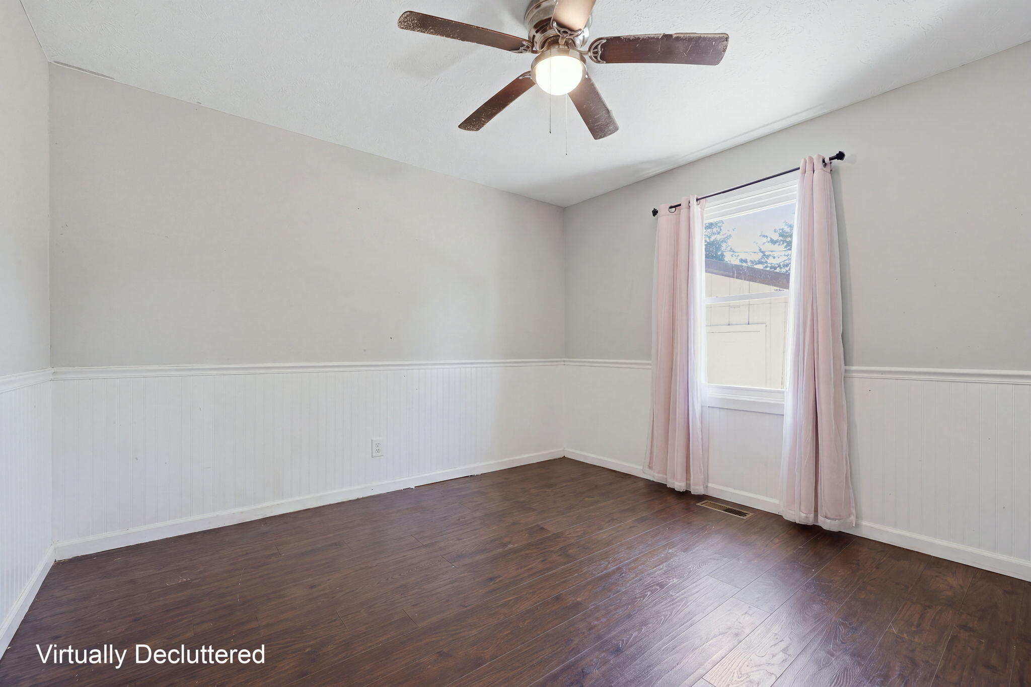 310 Center Street Property Photo 18