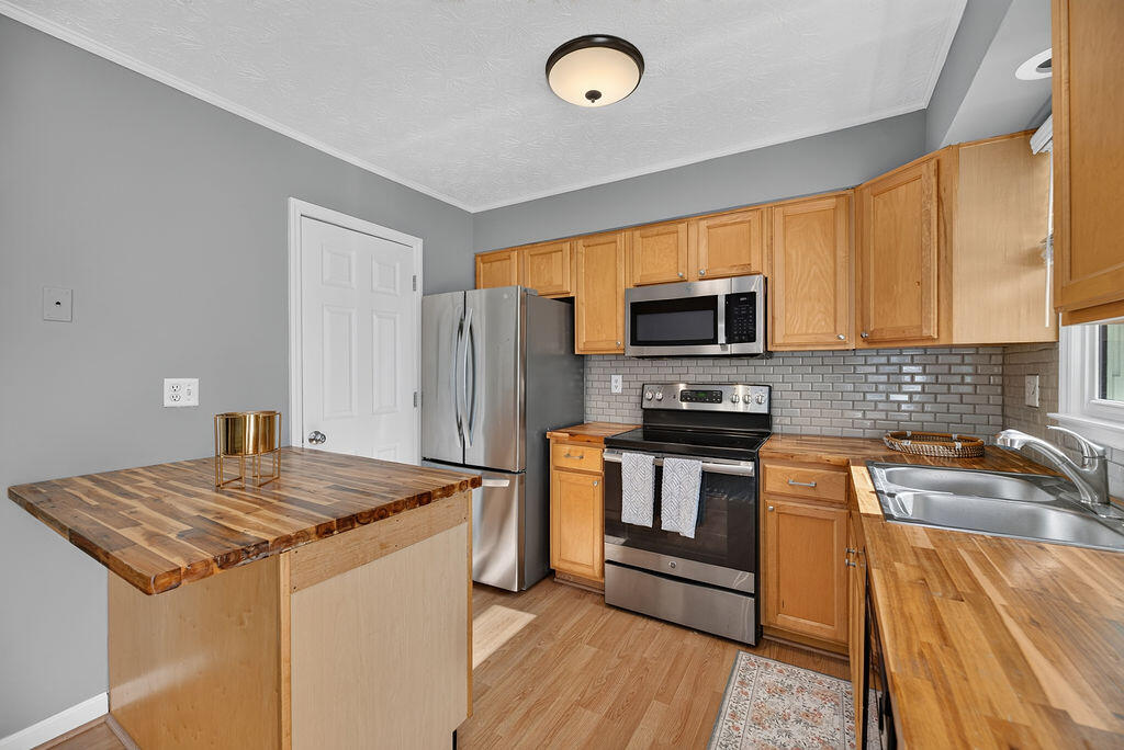 3736 Belleau Wood Drive Property Photo 14