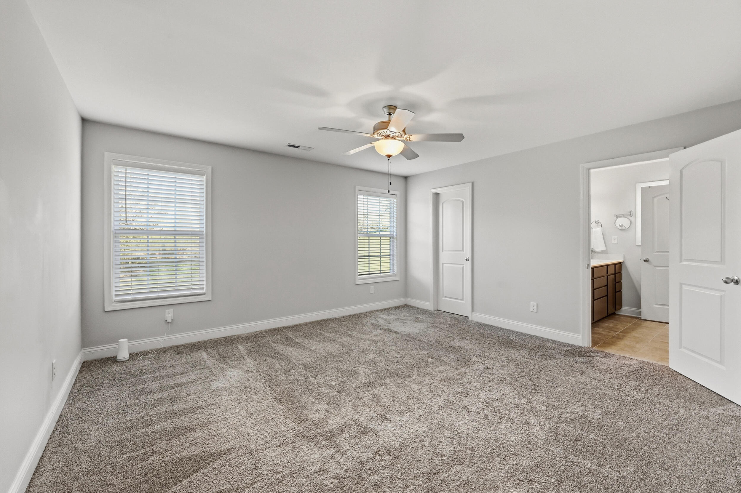 328 White Cliffs Lane Property Photo 24
