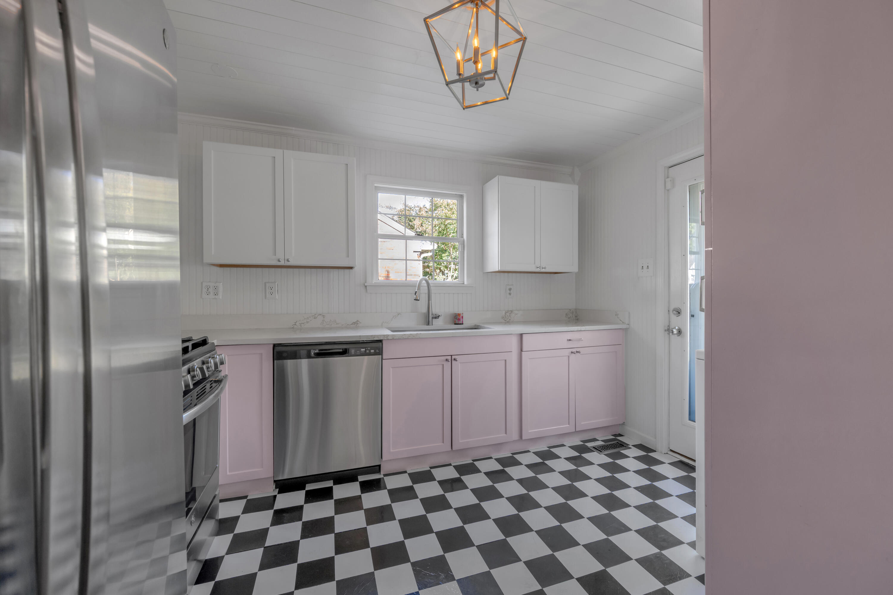 1653 Lindy Lane Property Photo 11