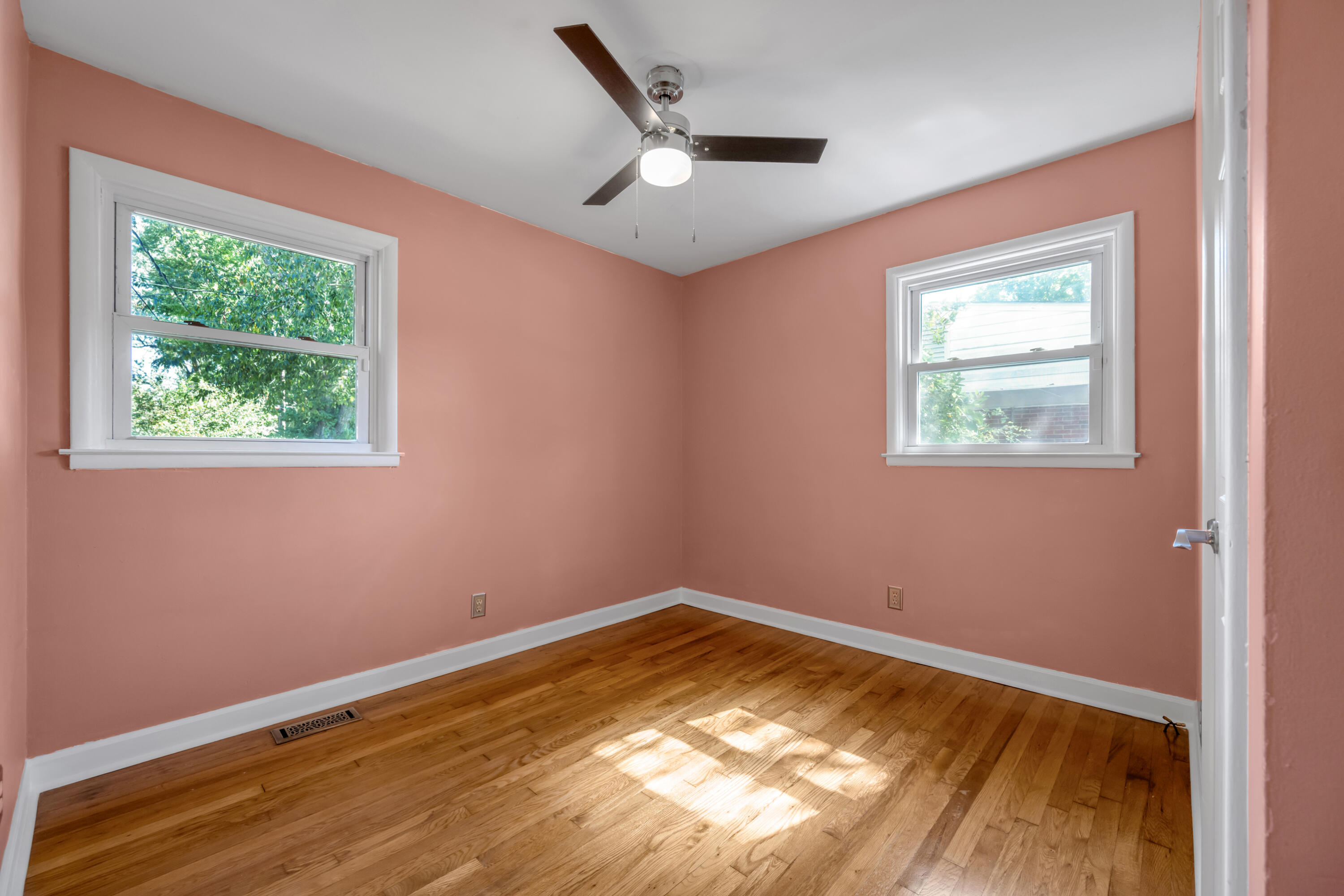 1653 Lindy Lane Property Photo 20