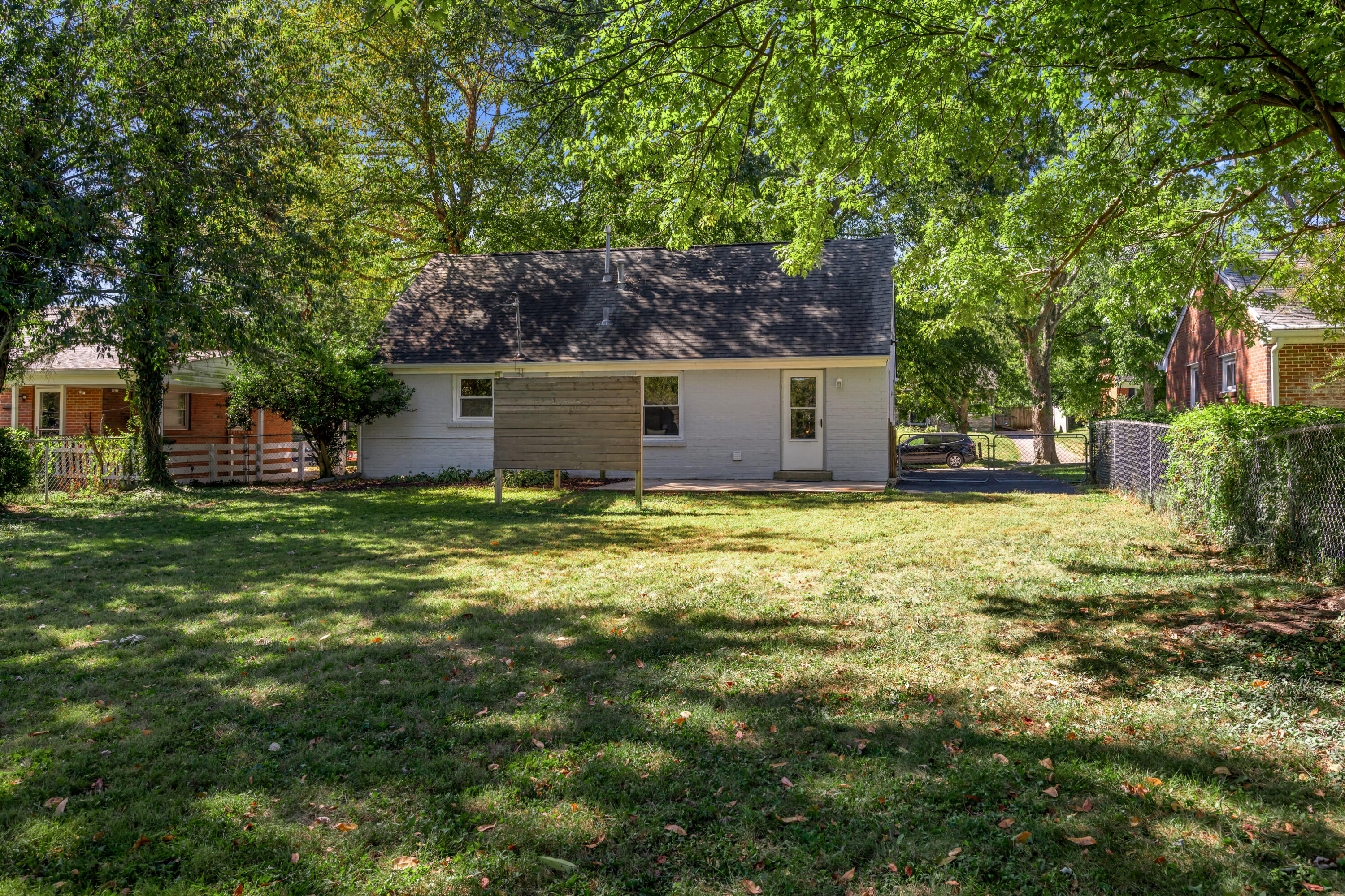 1653 Lindy Lane Property Photo 39