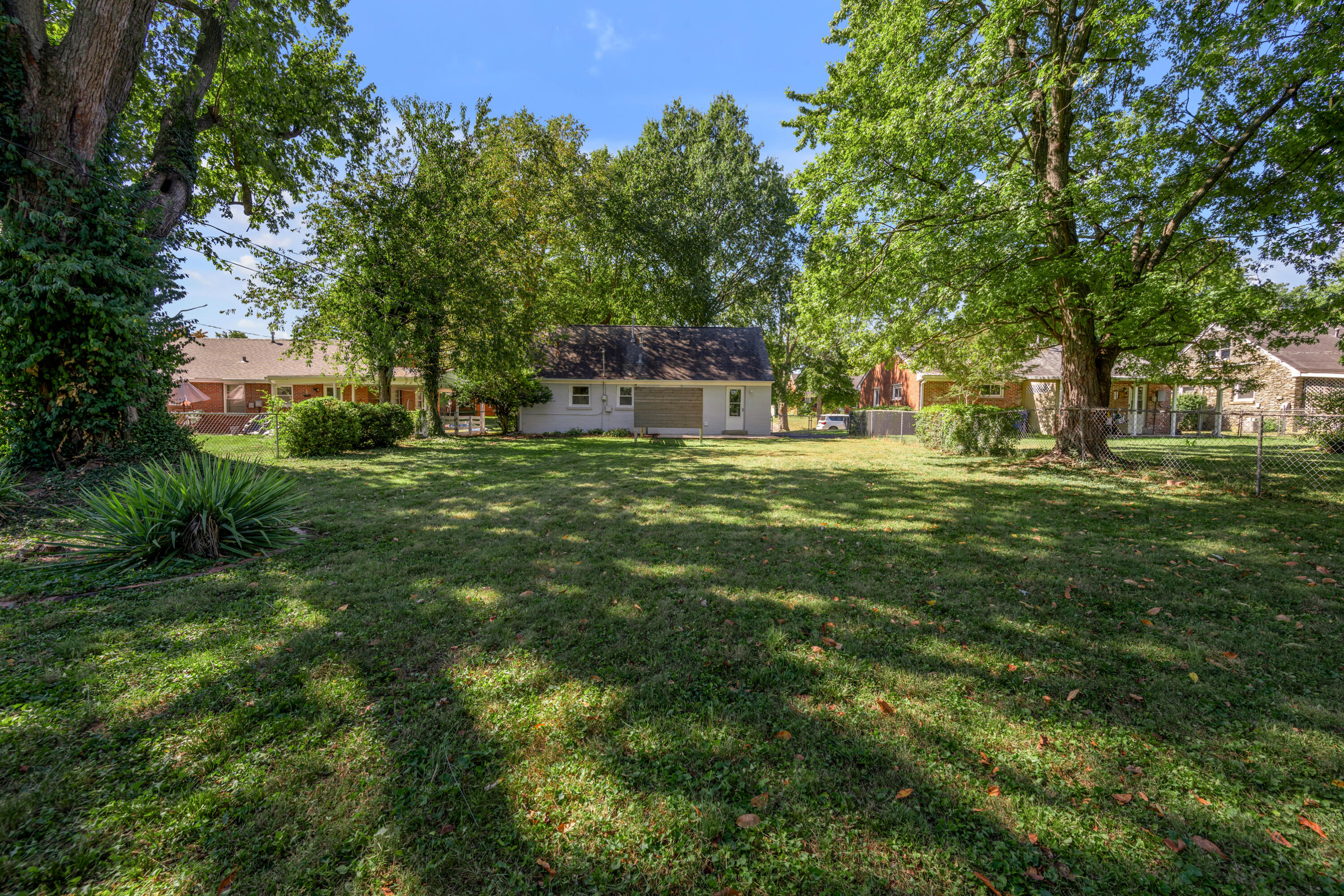 1653 Lindy Lane Property Photo 40
