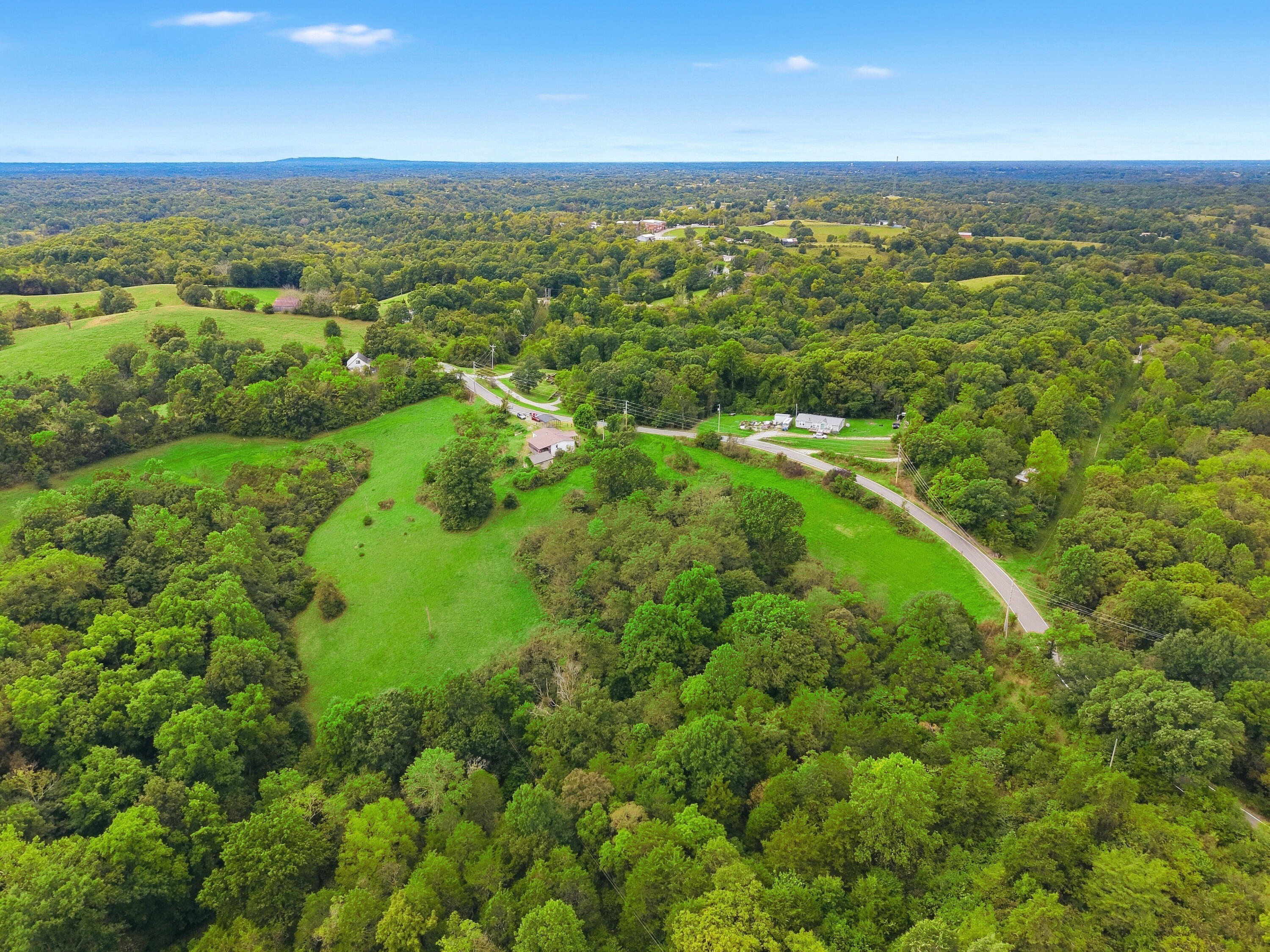 975 Flat Creek Road Property Photo 4