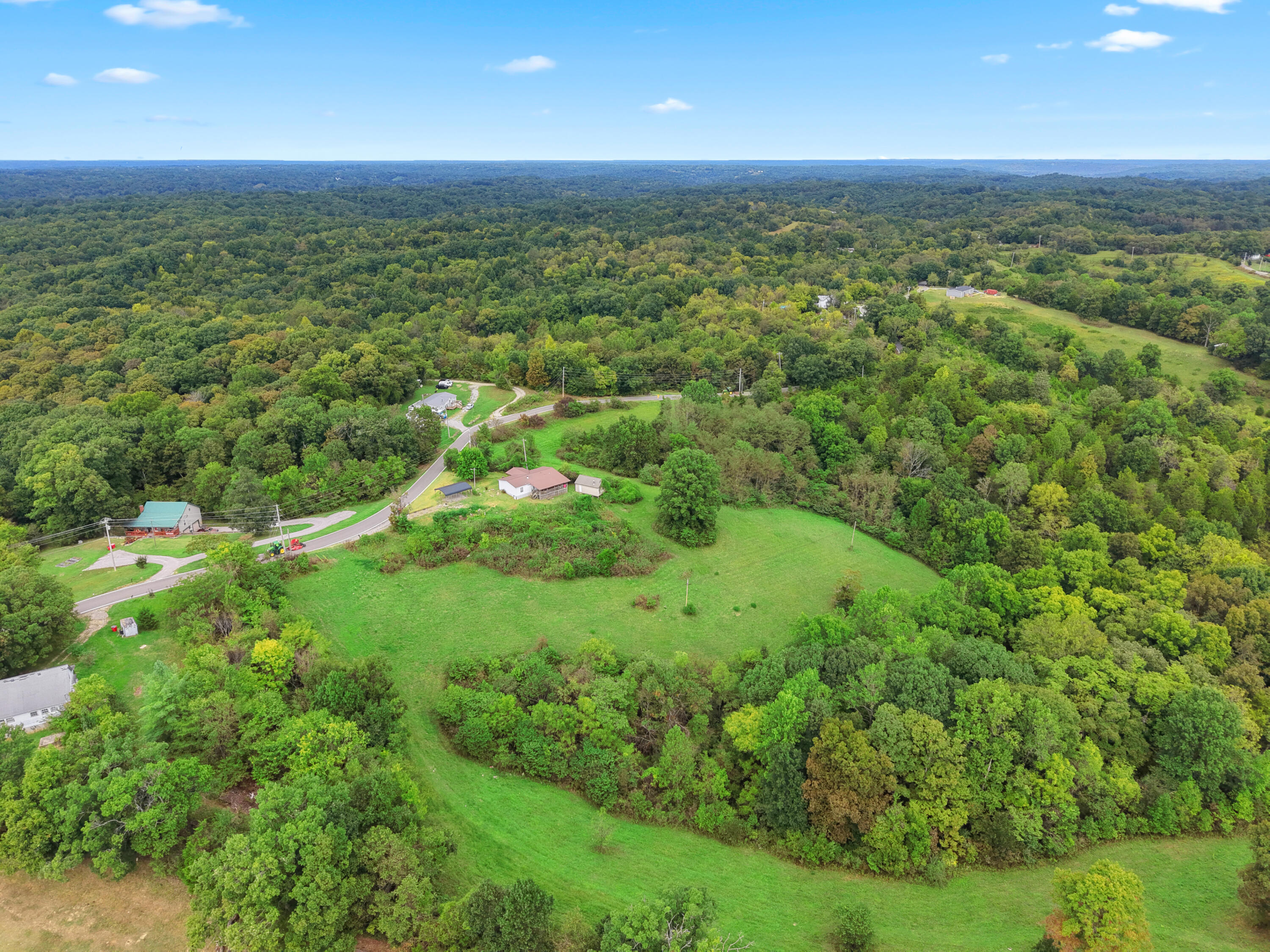975 Flat Creek Road Property Photo 6