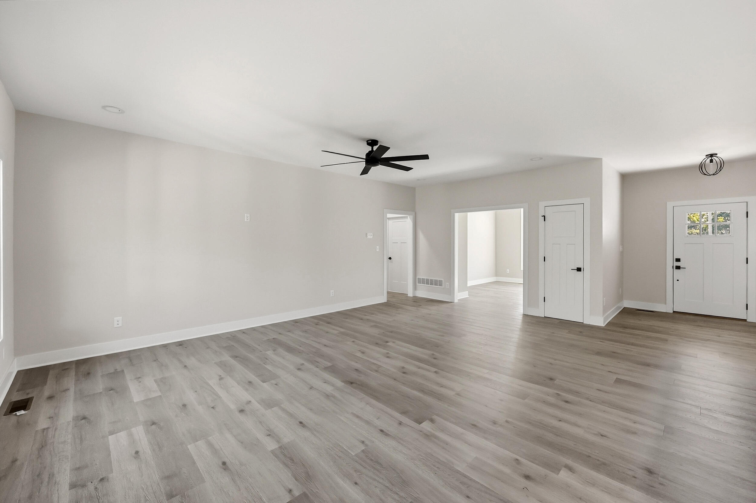 263 Harbor Village Drive Property Photo 11