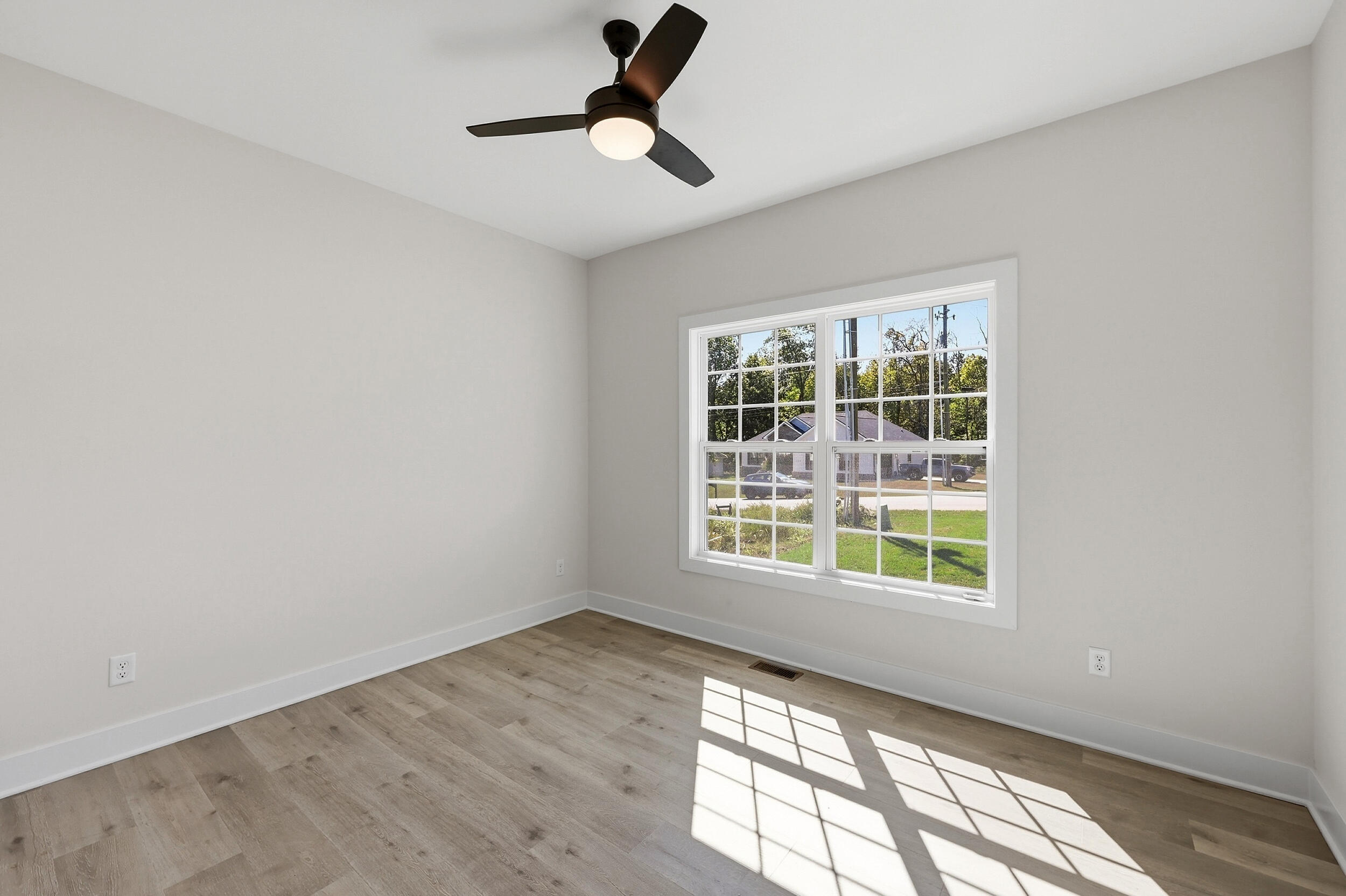 263 Harbor Village Drive Property Photo 24