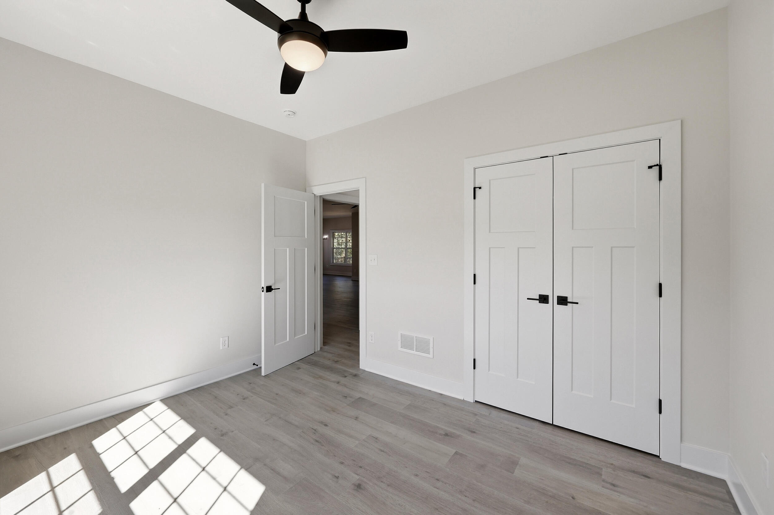 263 Harbor Village Drive Property Photo 25