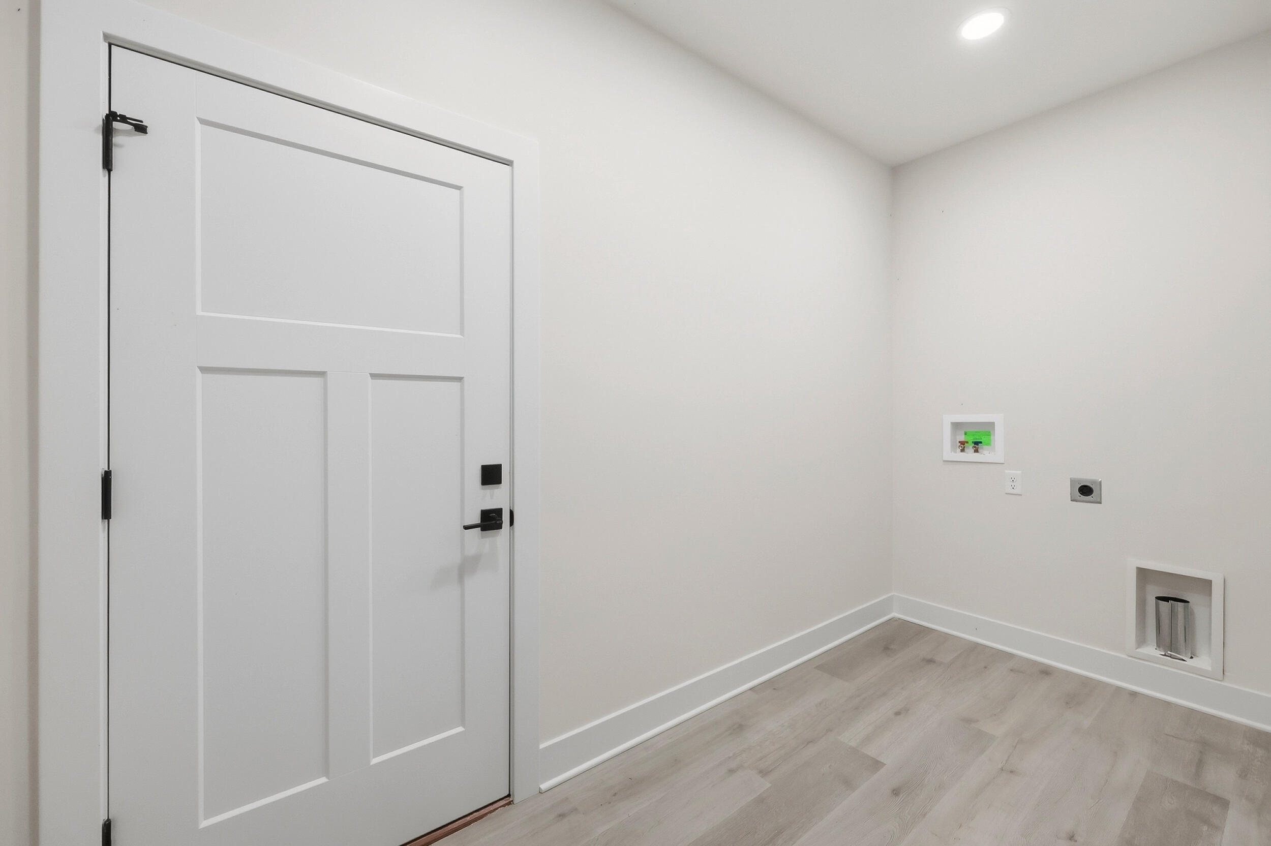 263 Harbor Village Drive Property Photo 29