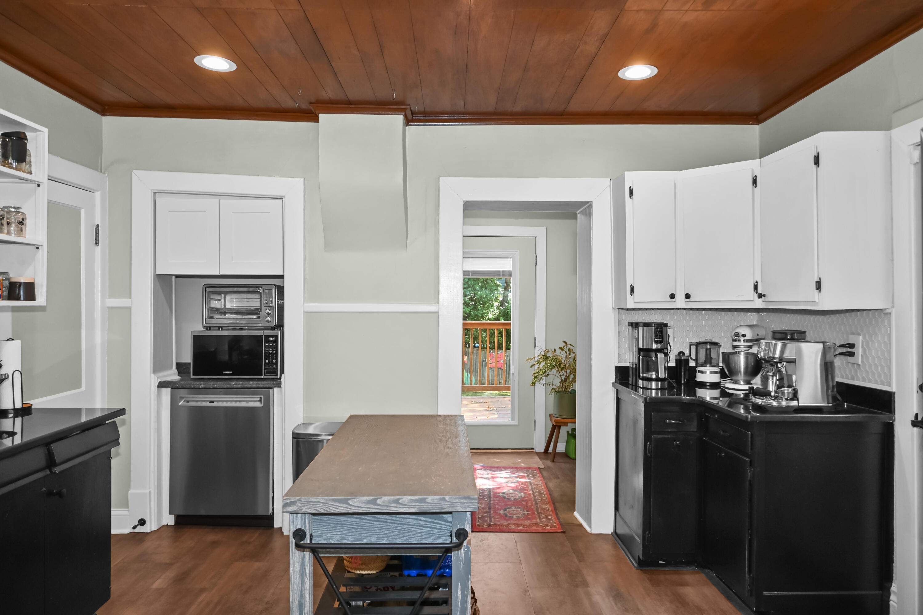 443 Davidson Court Property Photo 17