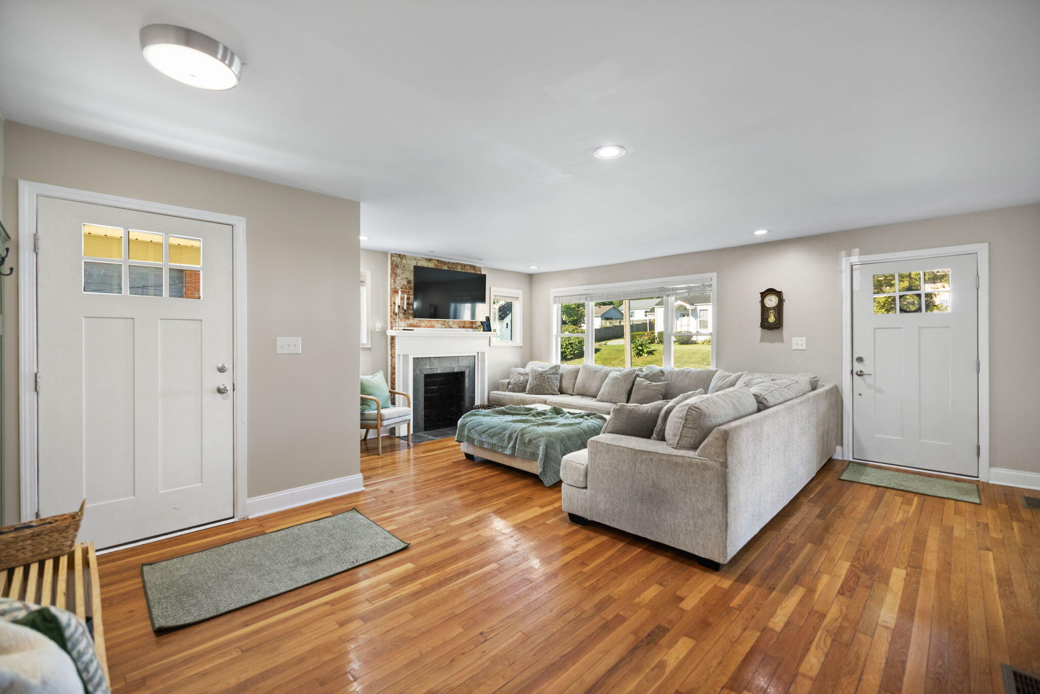 19 Victory Avenue Property Photo 4
