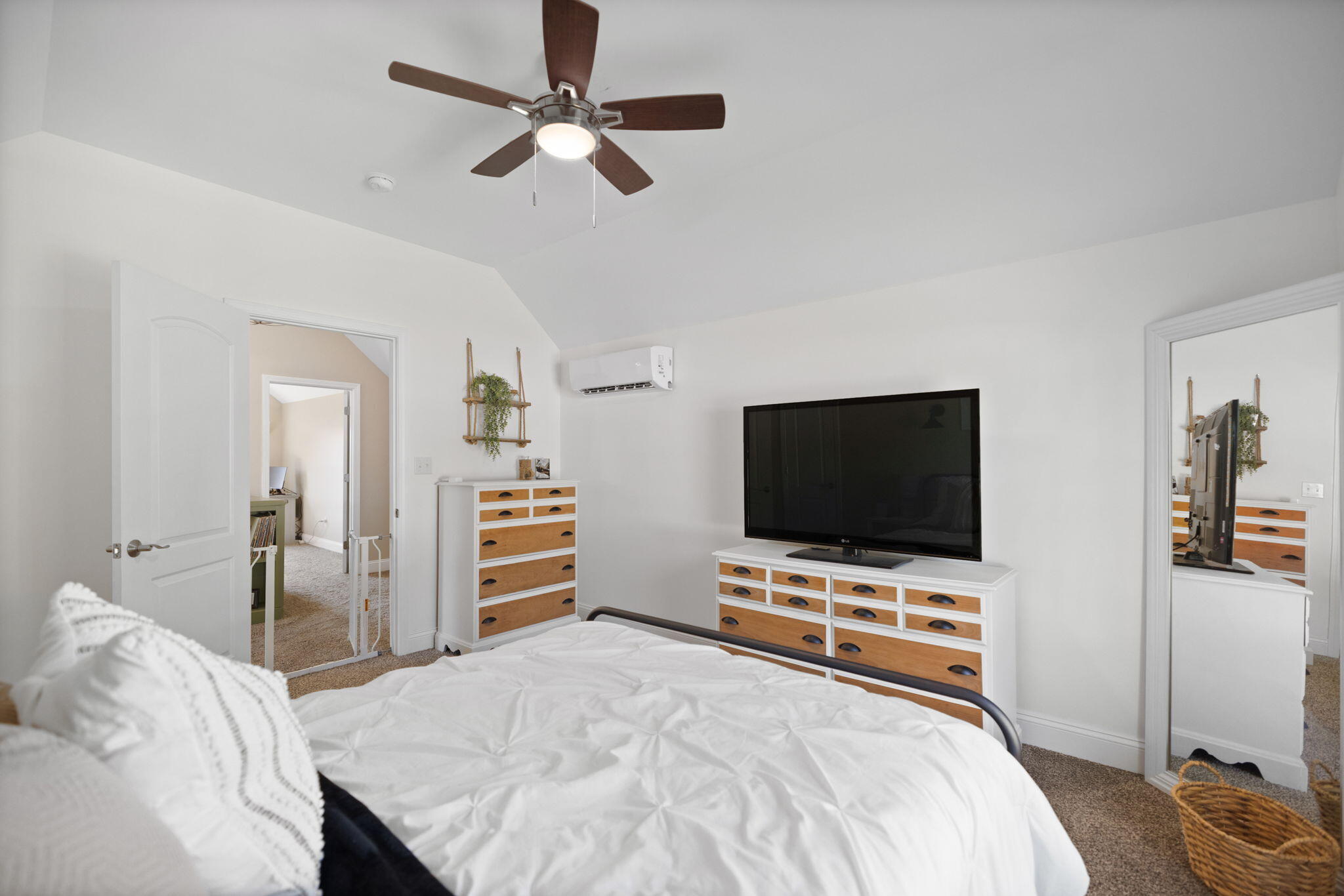 19 Victory Avenue Property Photo 26