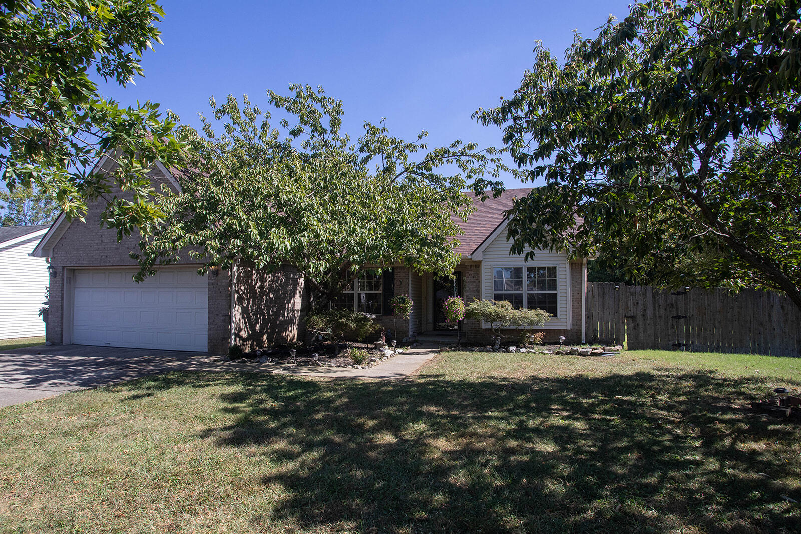 800 Burkewood Drive Property Photo 1