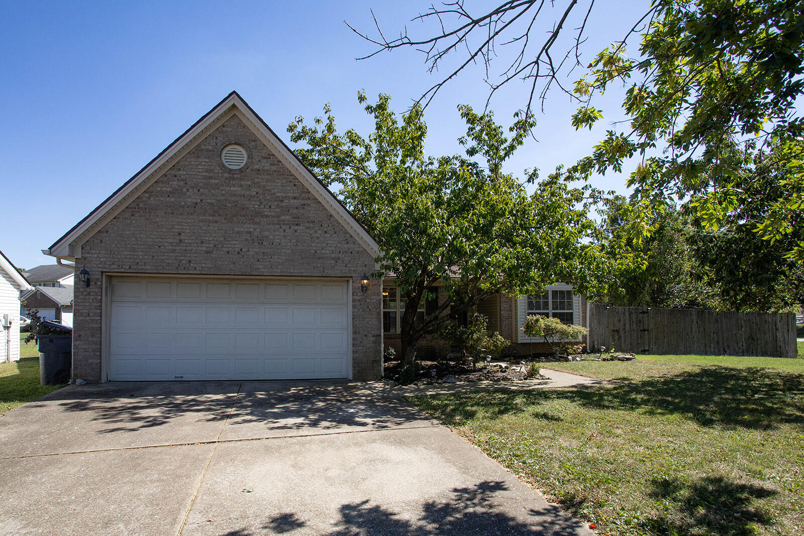 800 Burkewood Drive Property Photo 3