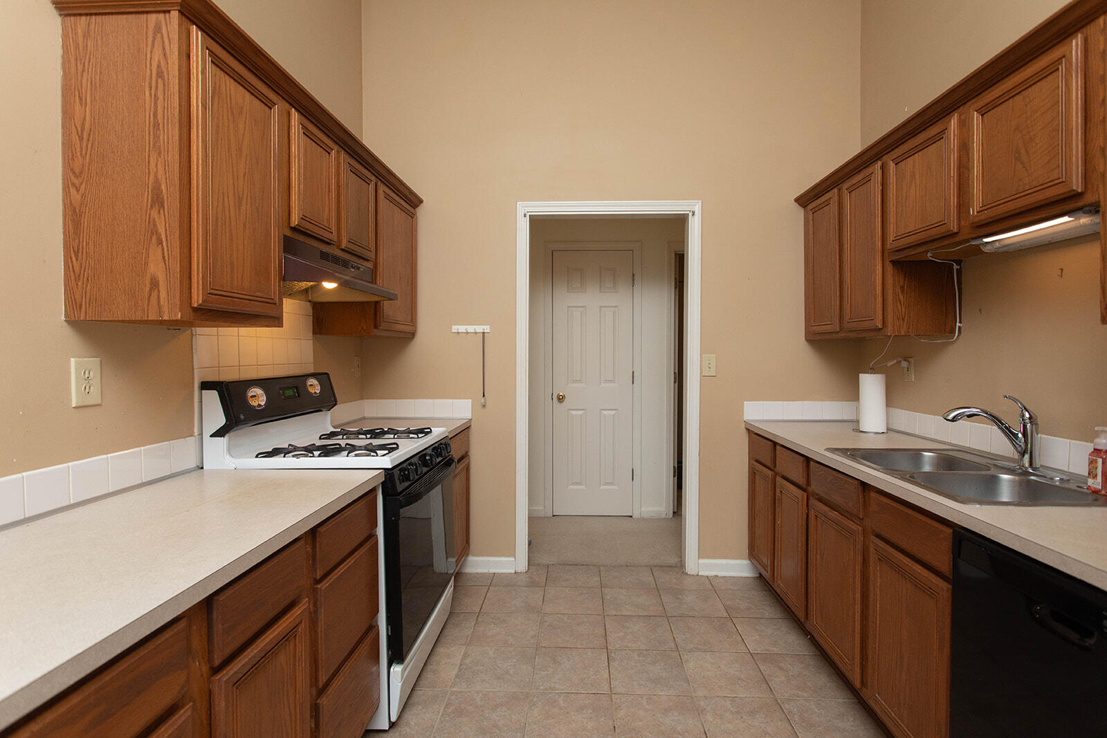 800 Burkewood Drive Property Photo 12