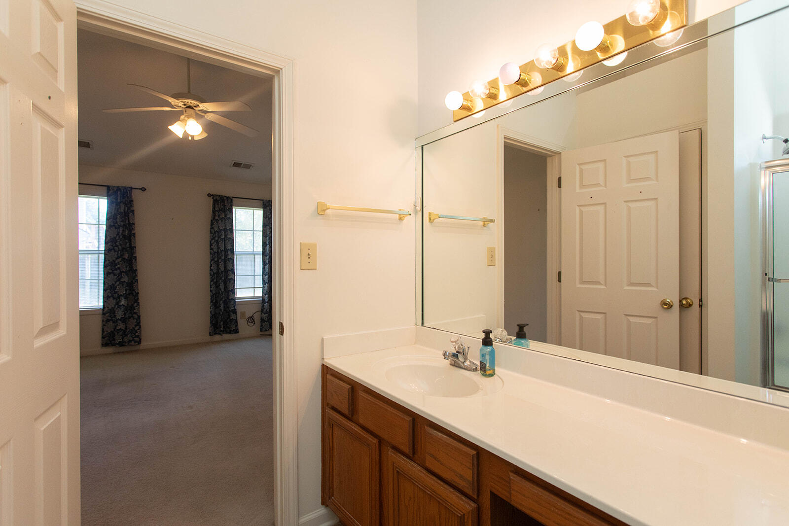 800 Burkewood Drive Property Photo 19