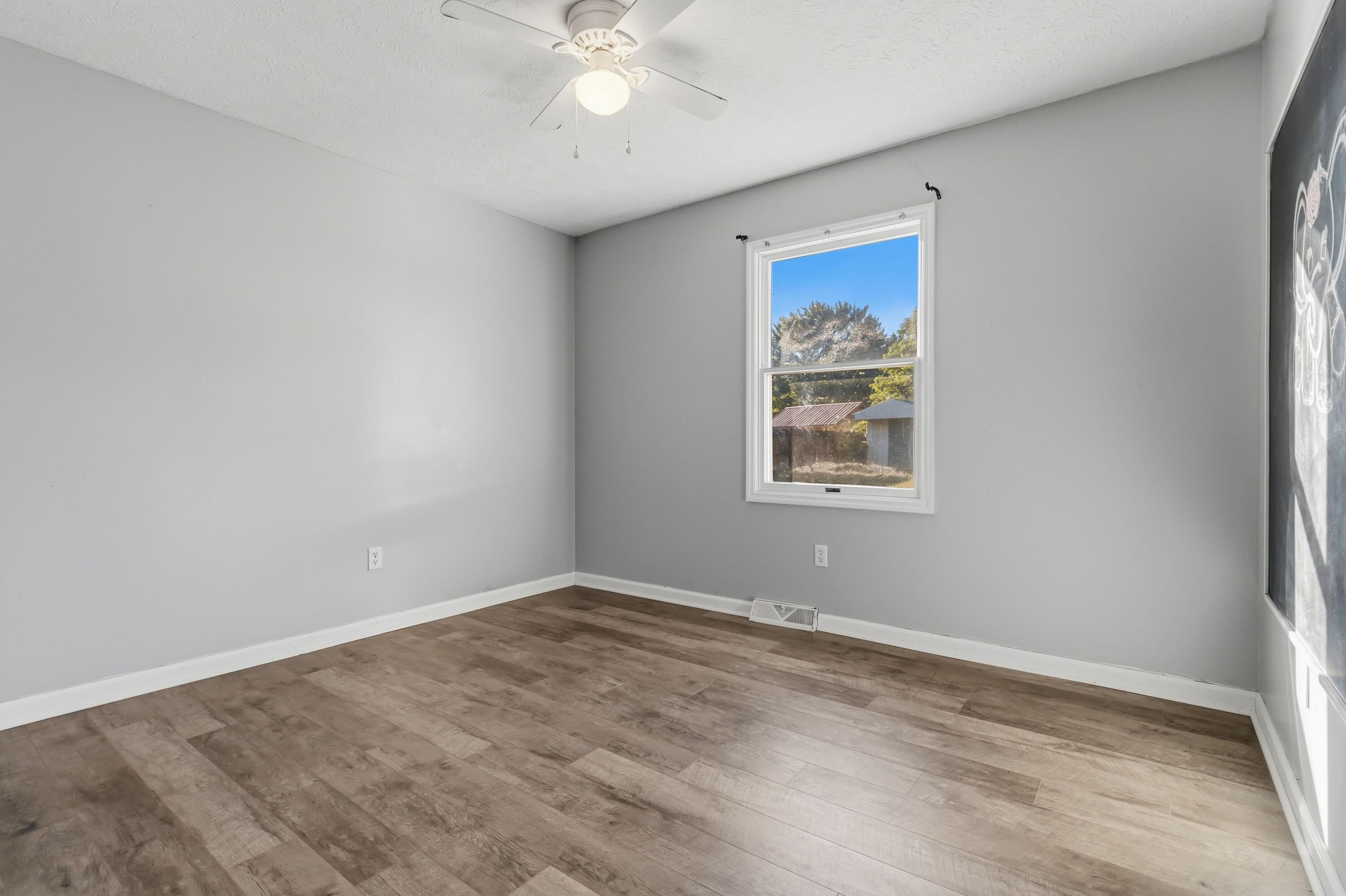 436 Halls Gap Estates Road Property Photo 22