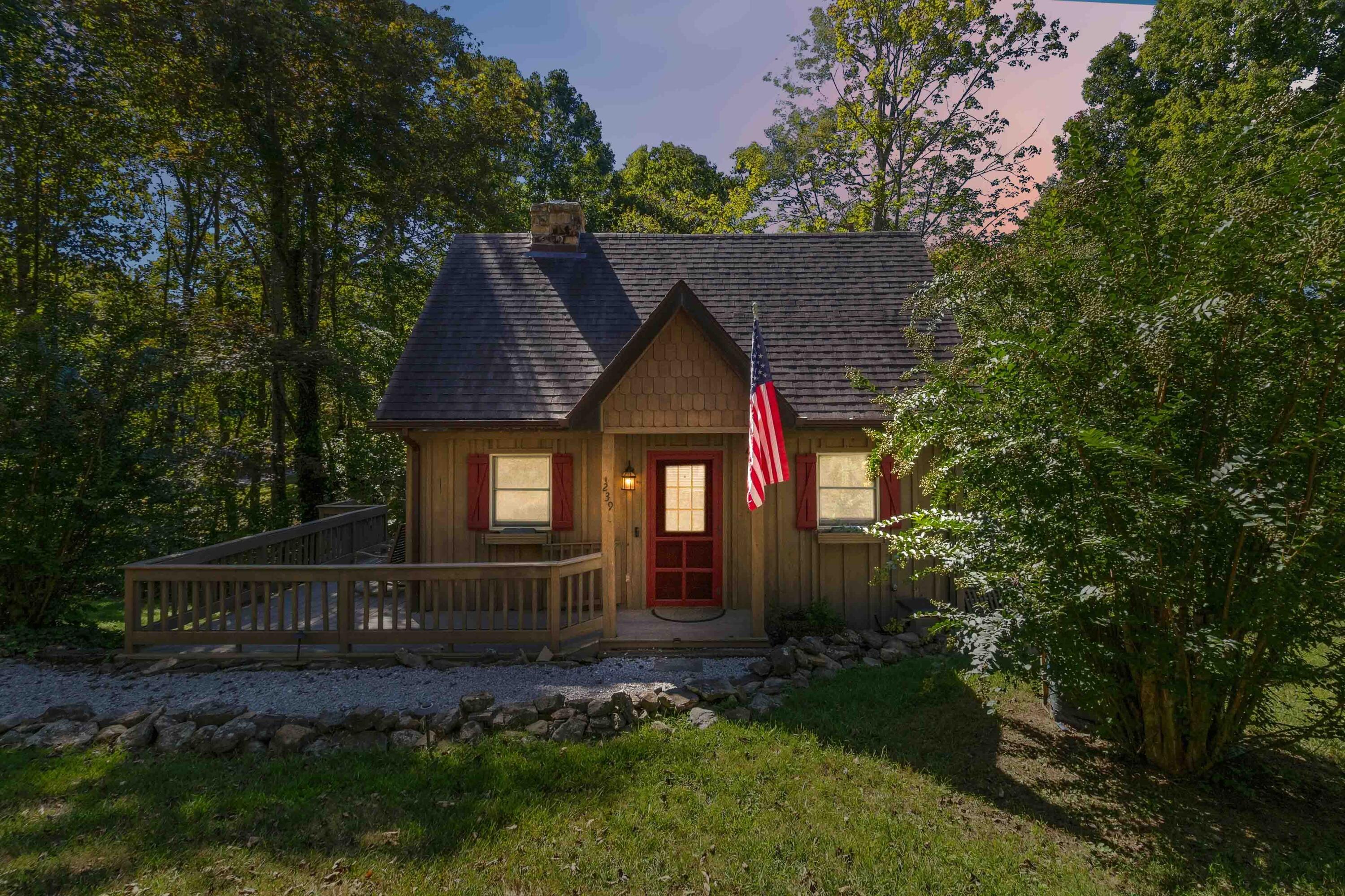 239 Enchanted Forest Way Property Photo 9