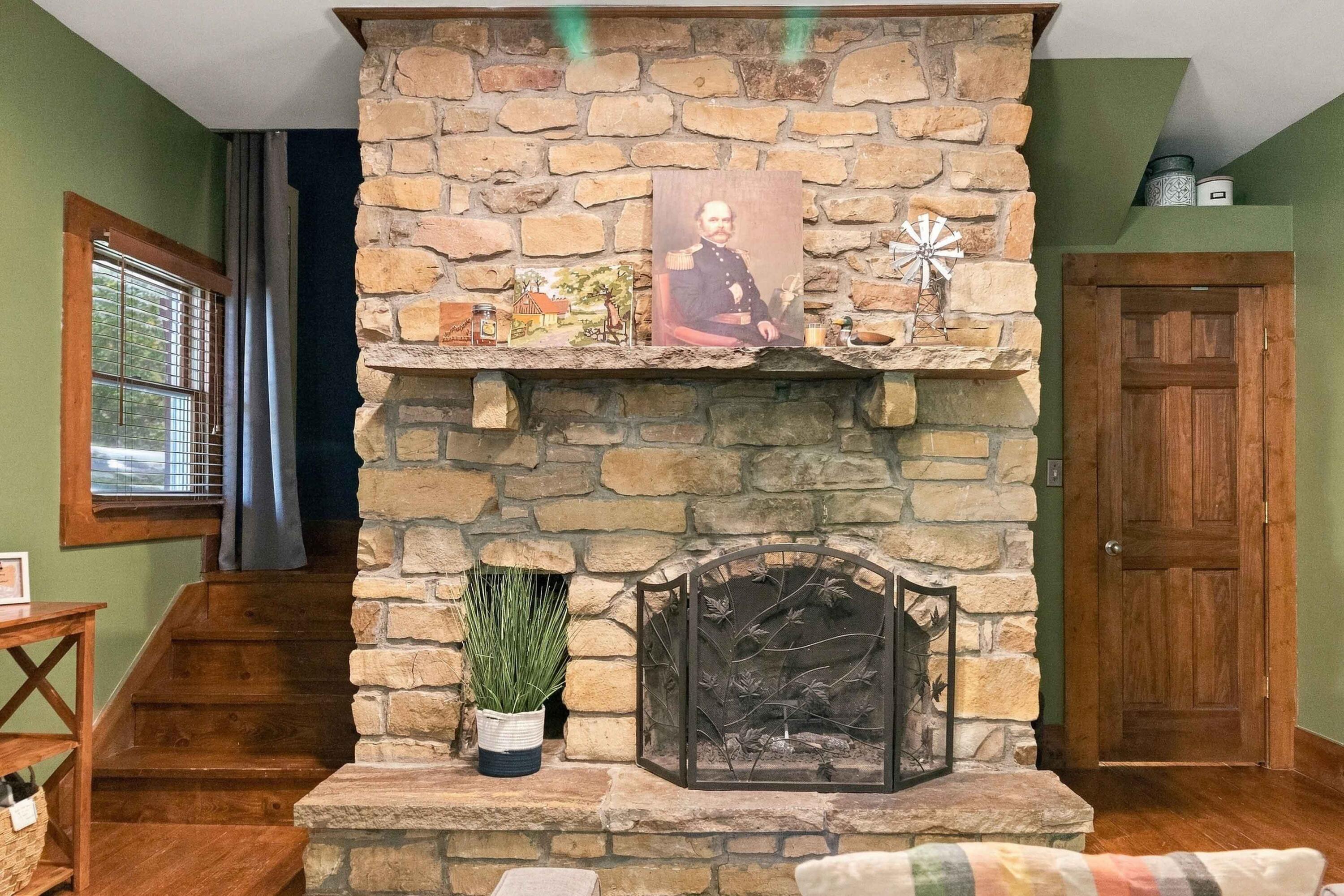 239 Enchanted Forest Way Property Photo 17