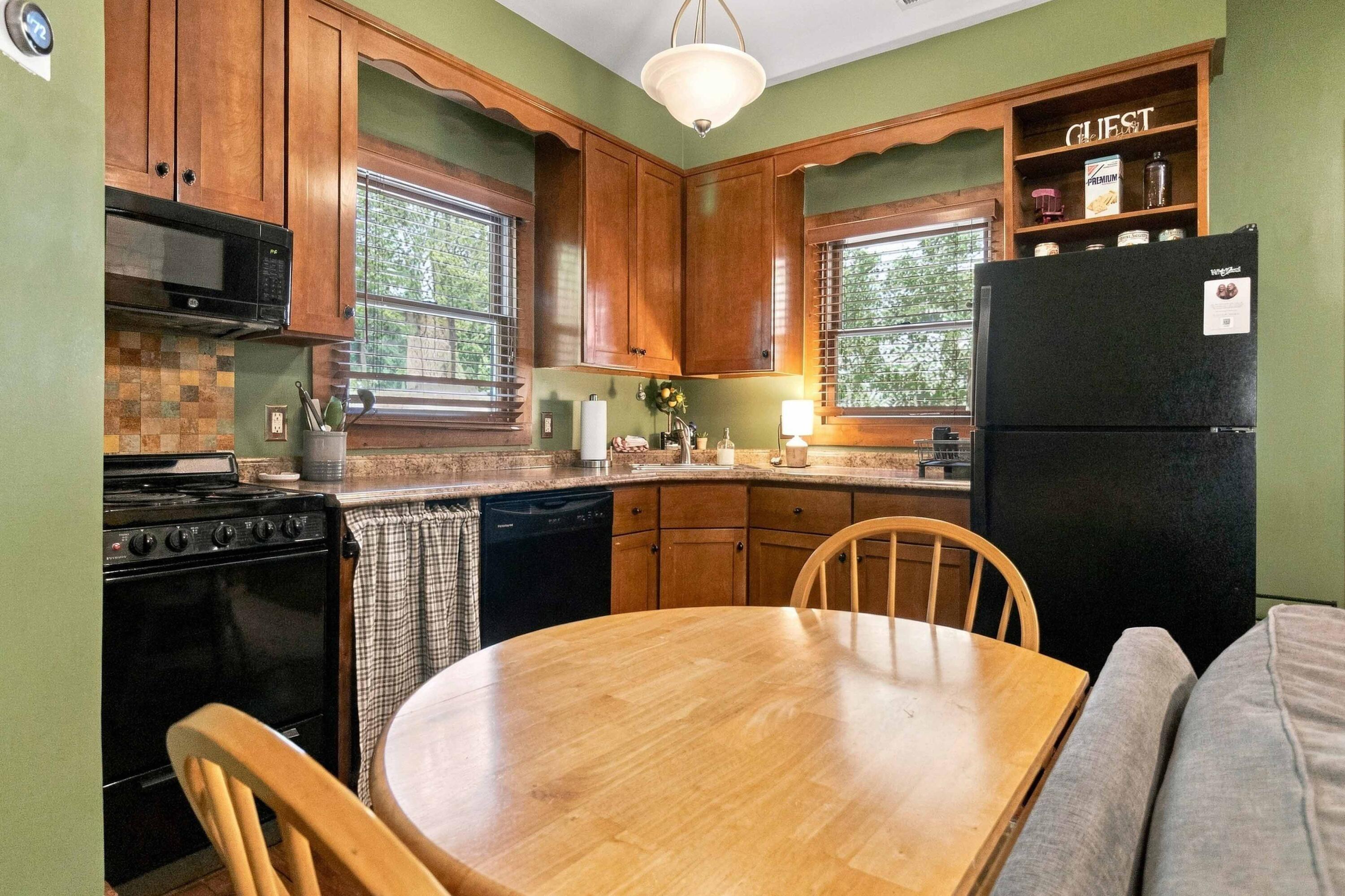 239 Enchanted Forest Way Property Photo 20
