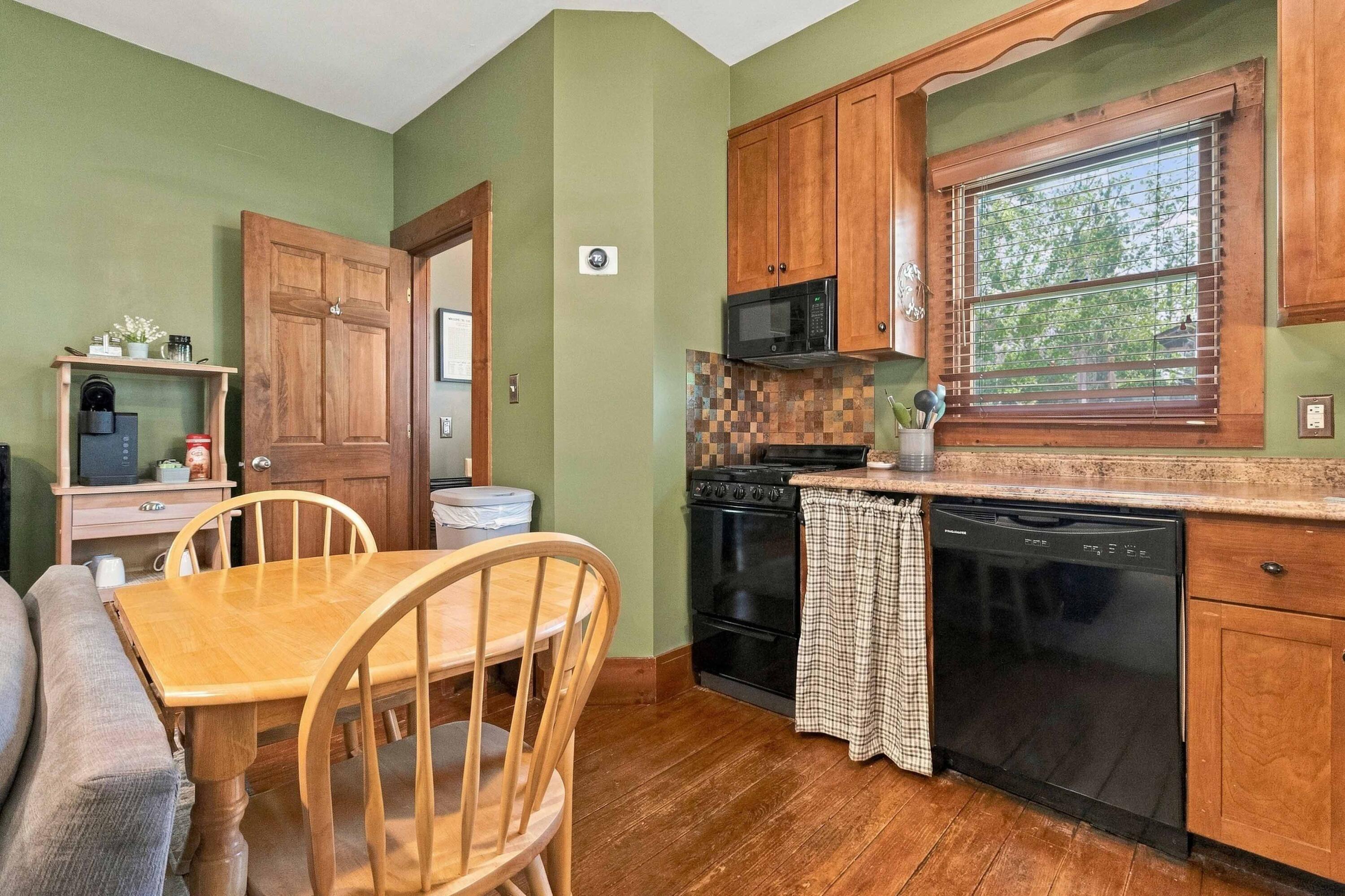 239 Enchanted Forest Way Property Photo 22
